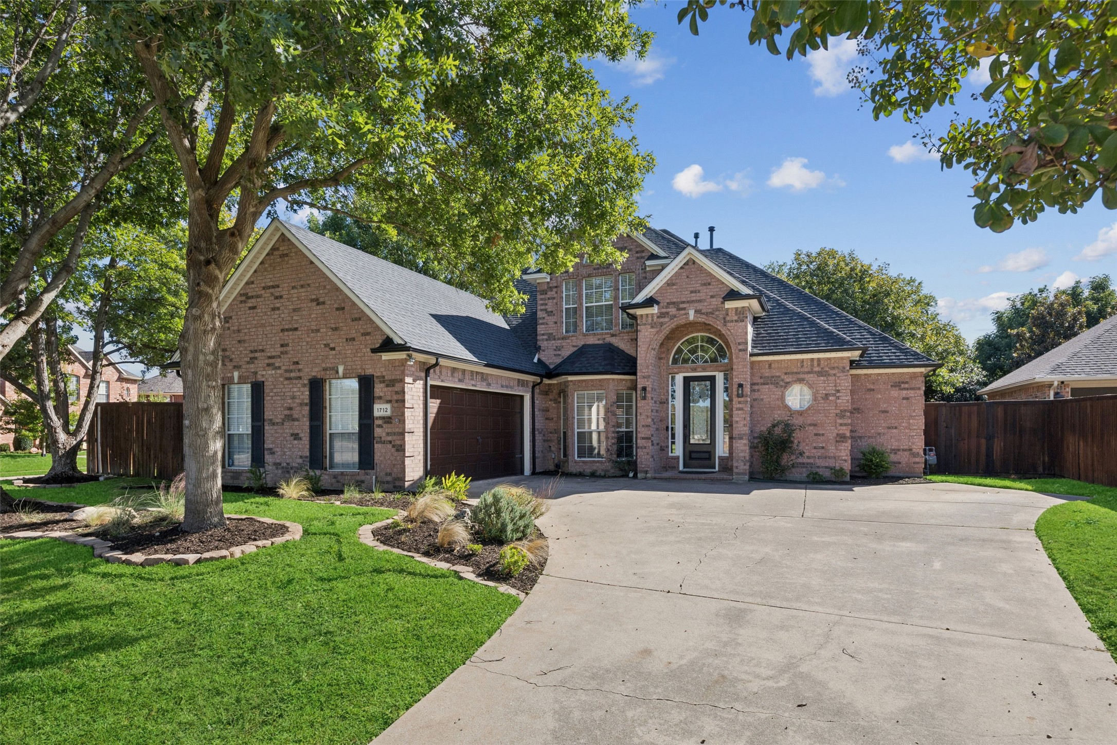 1712 Heritage Court