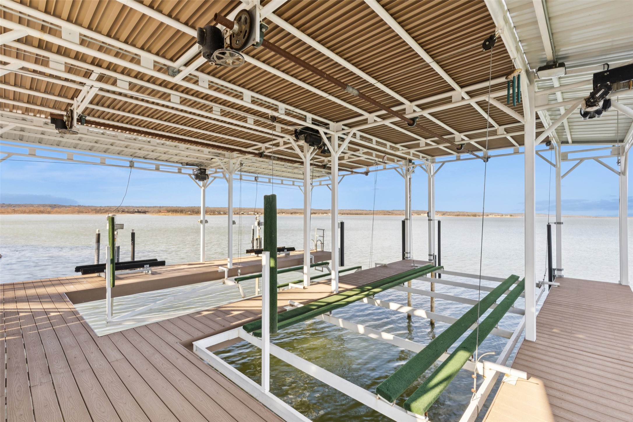 826 Cimmarron Bay Drive