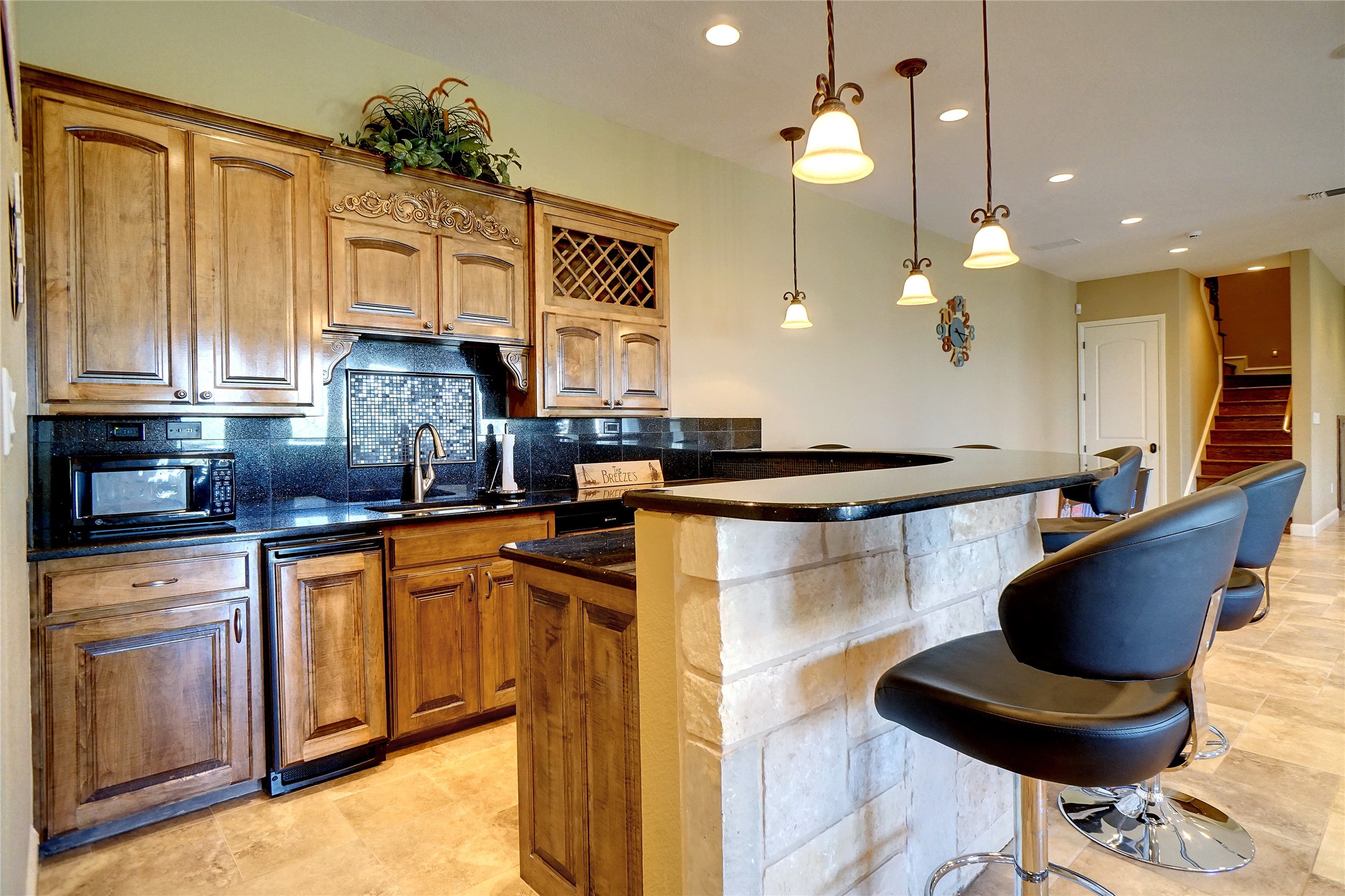 826 Cimmarron Bay Drive