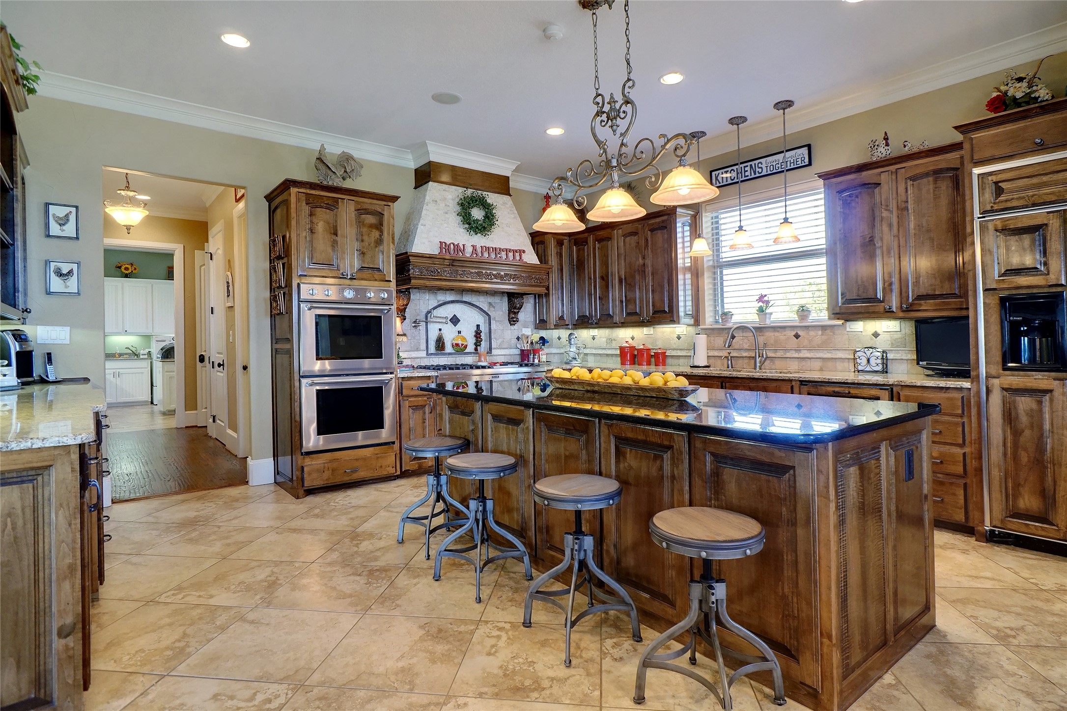 826 Cimmarron Bay Drive