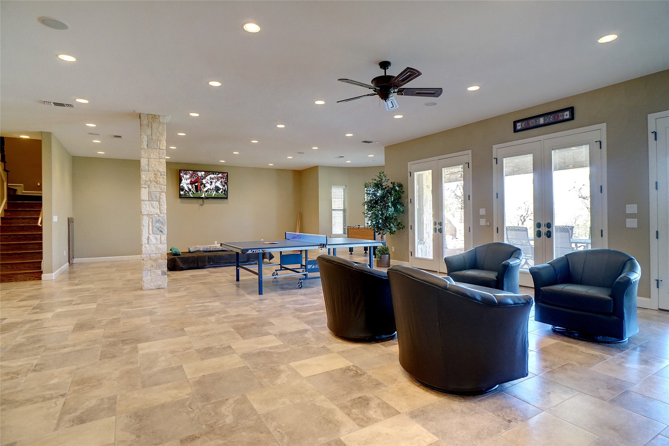 826 Cimmarron Bay Drive