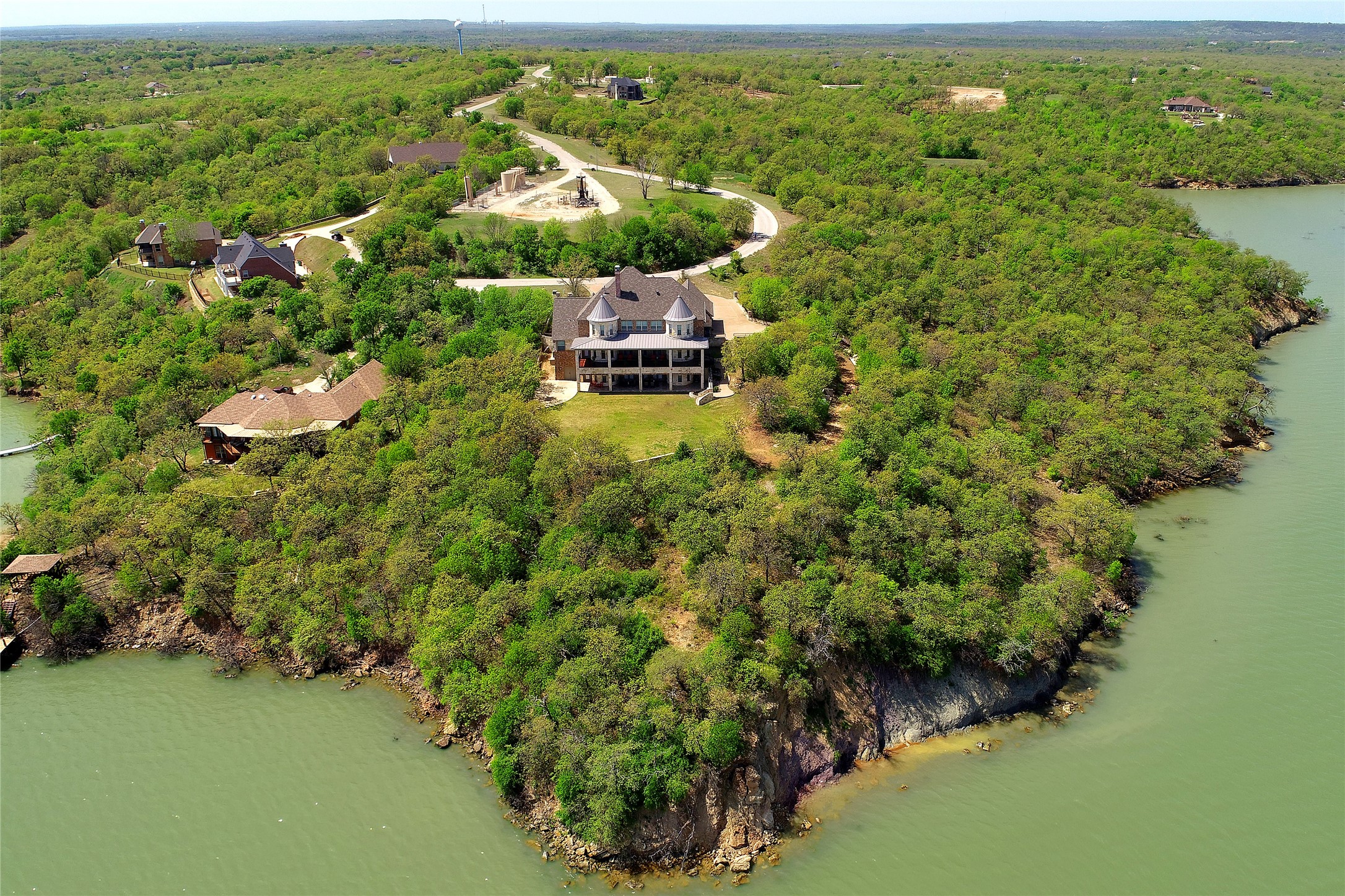 826 Cimmarron Bay Drive