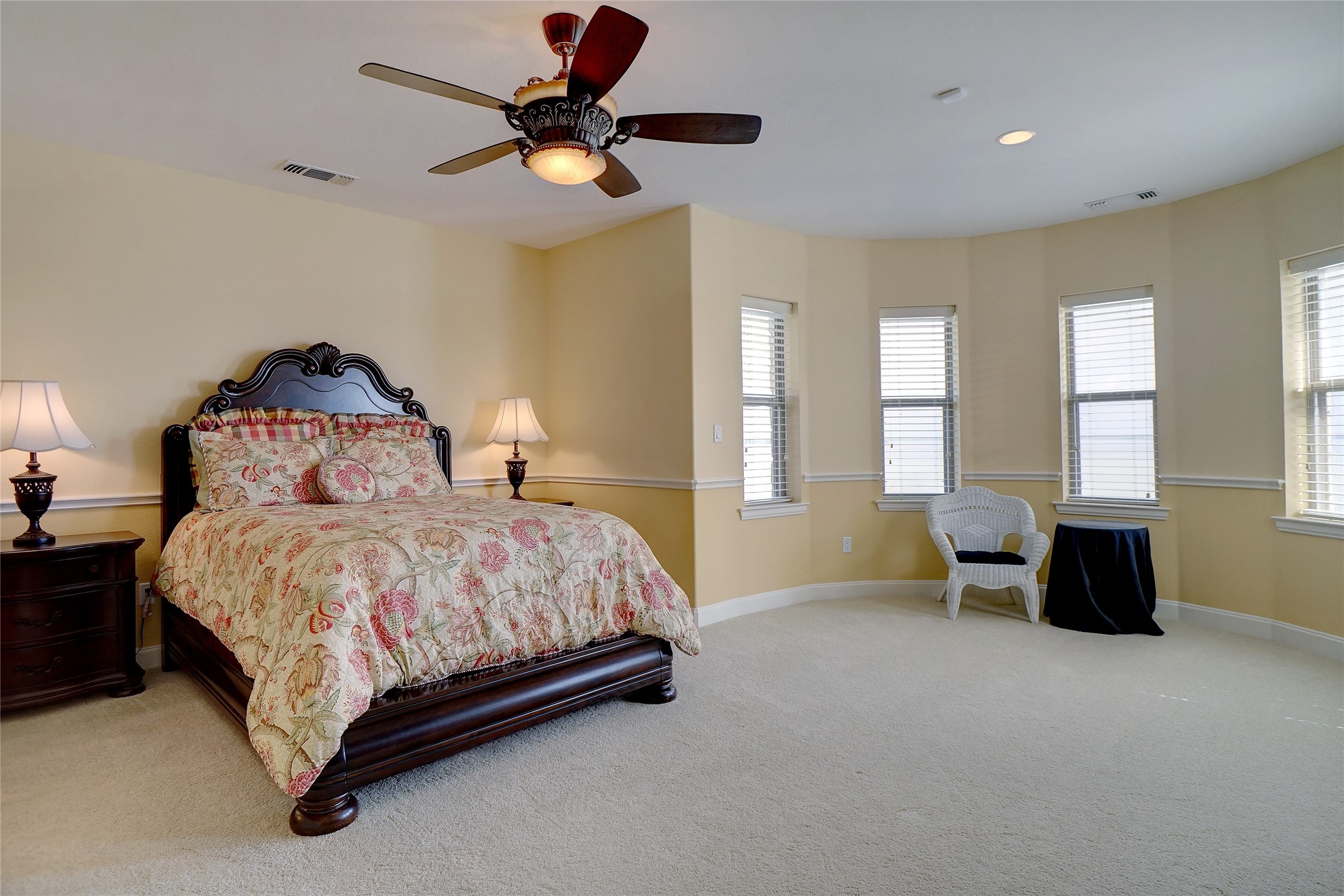 826 Cimmarron Bay Drive