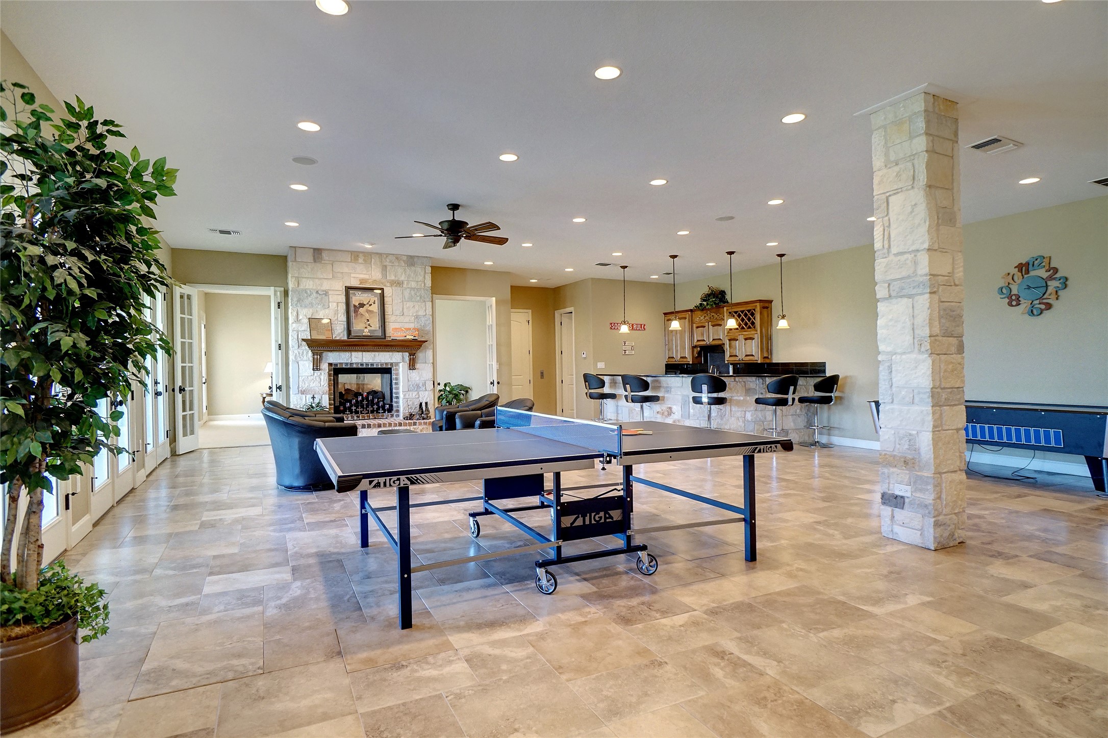 826 Cimmarron Bay Drive