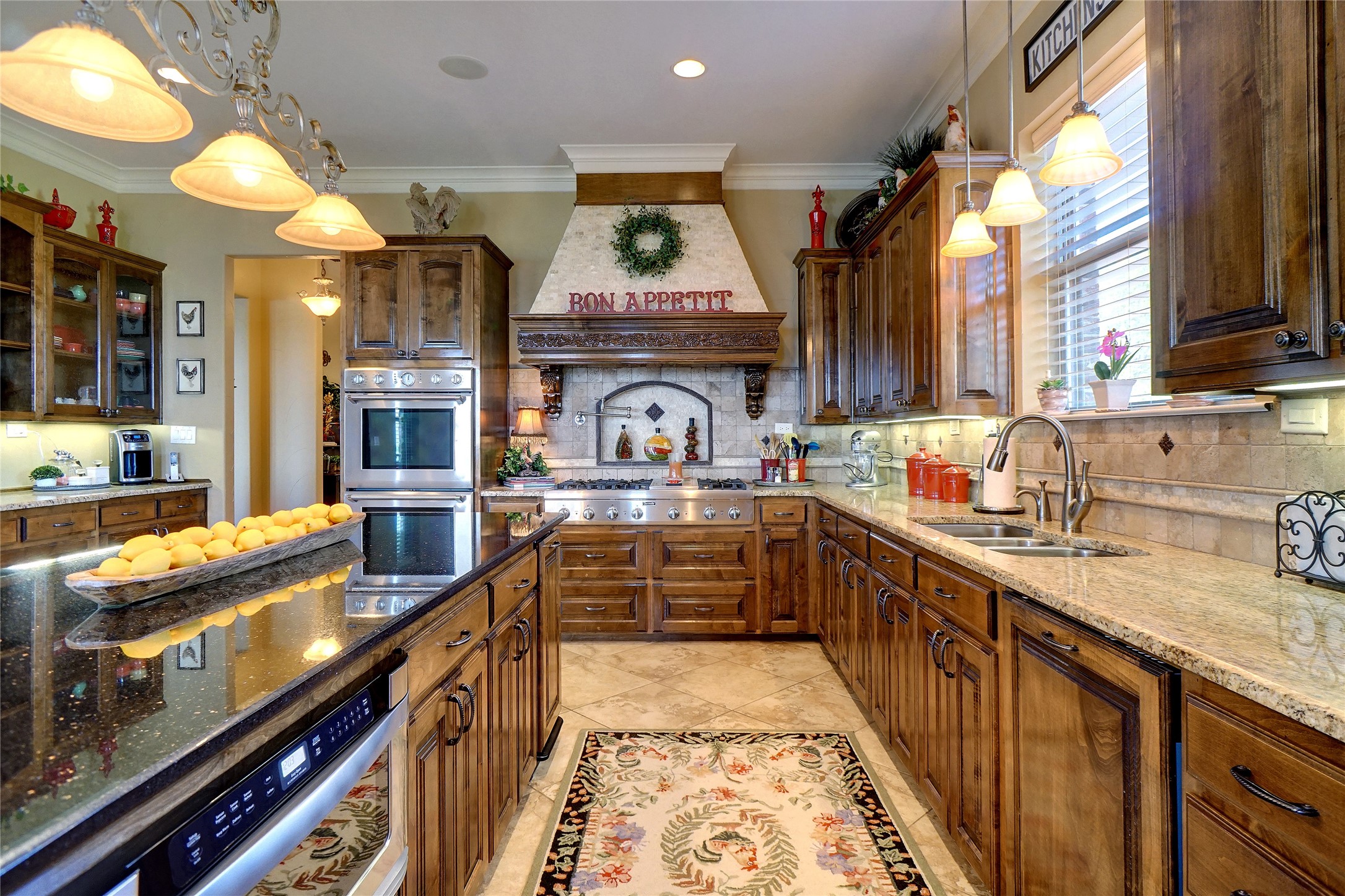 826 Cimmarron Bay Drive