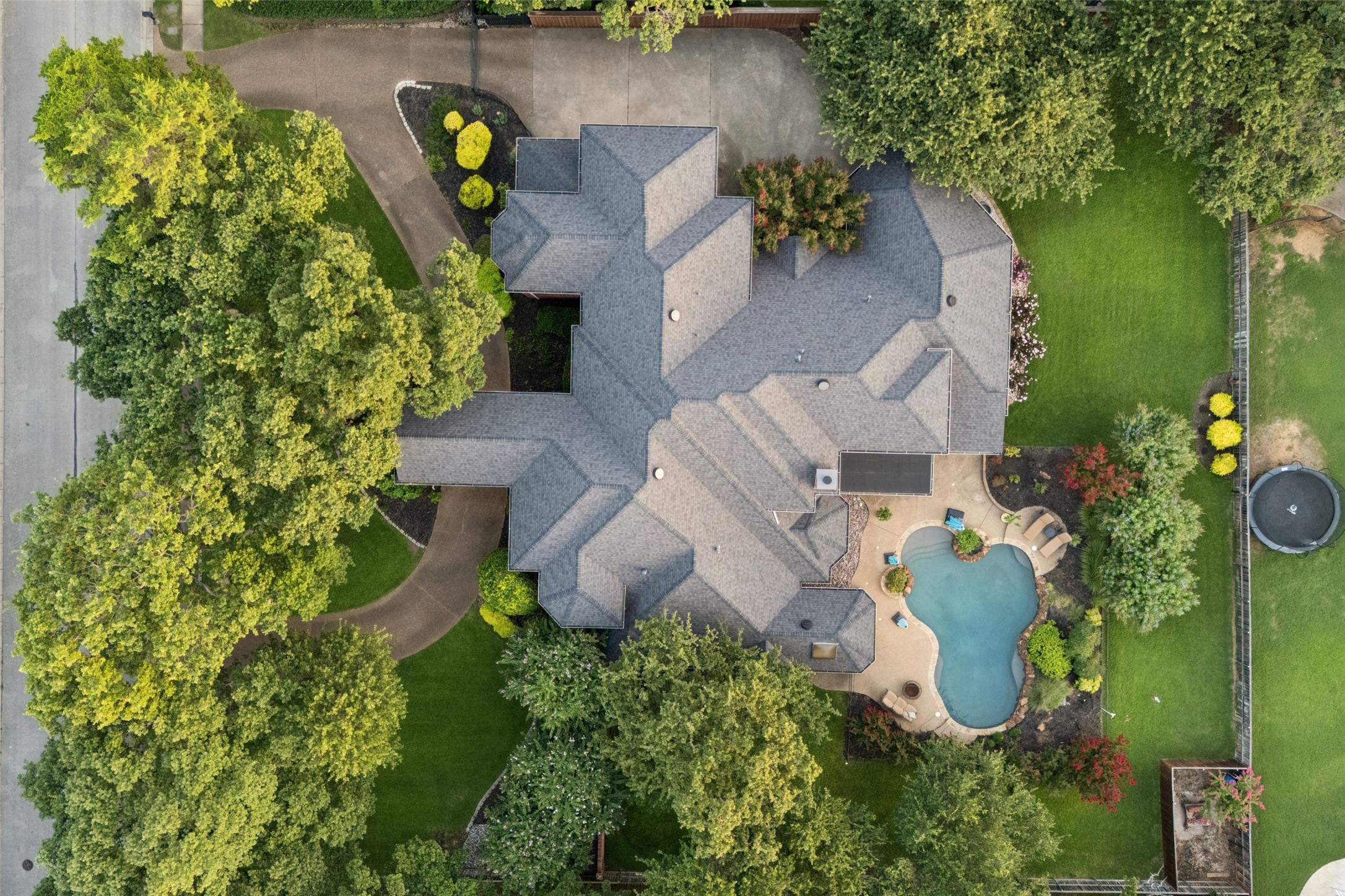 1006 Turnberry Lane
