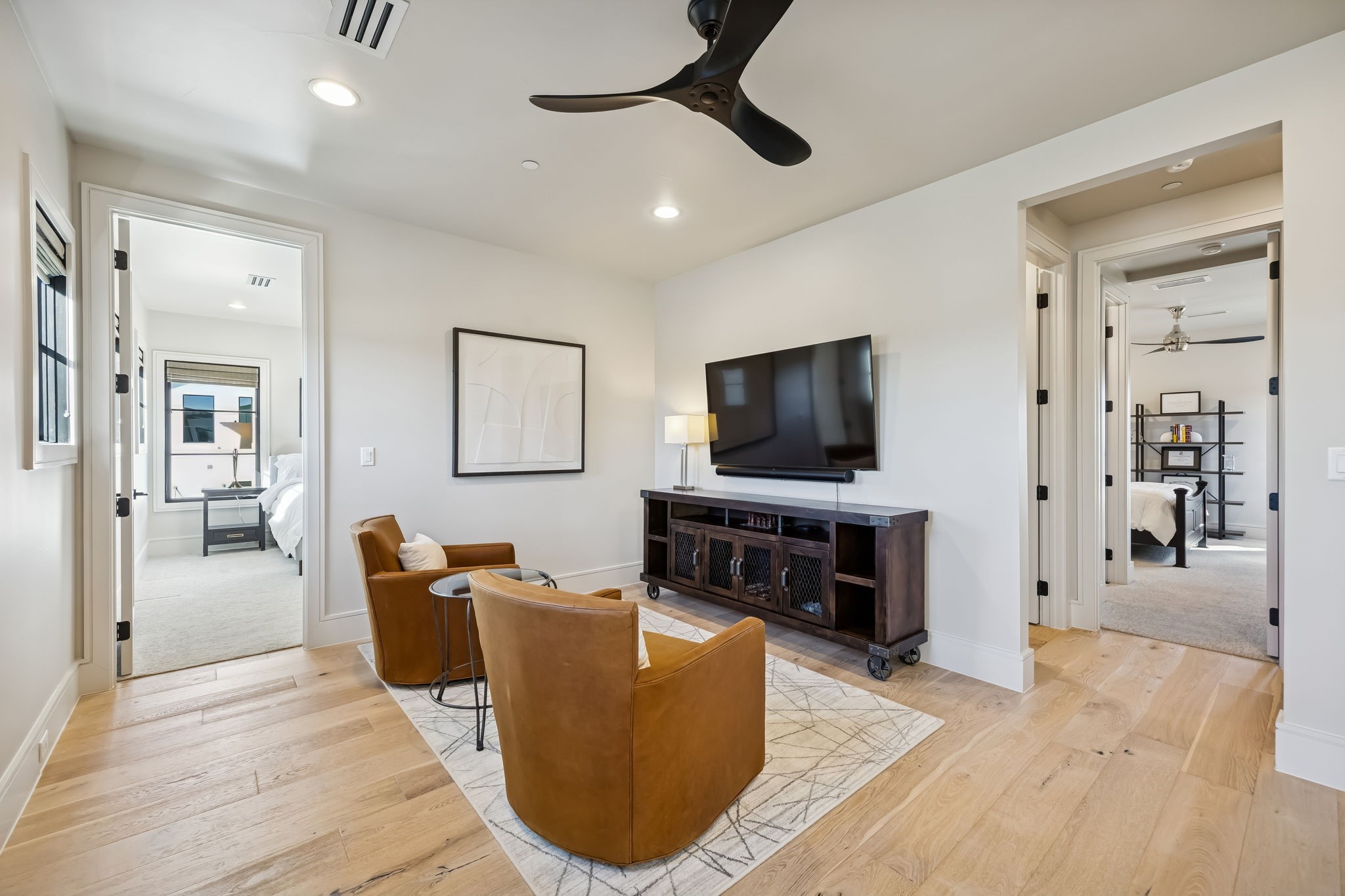 4401 Saddleback Lane