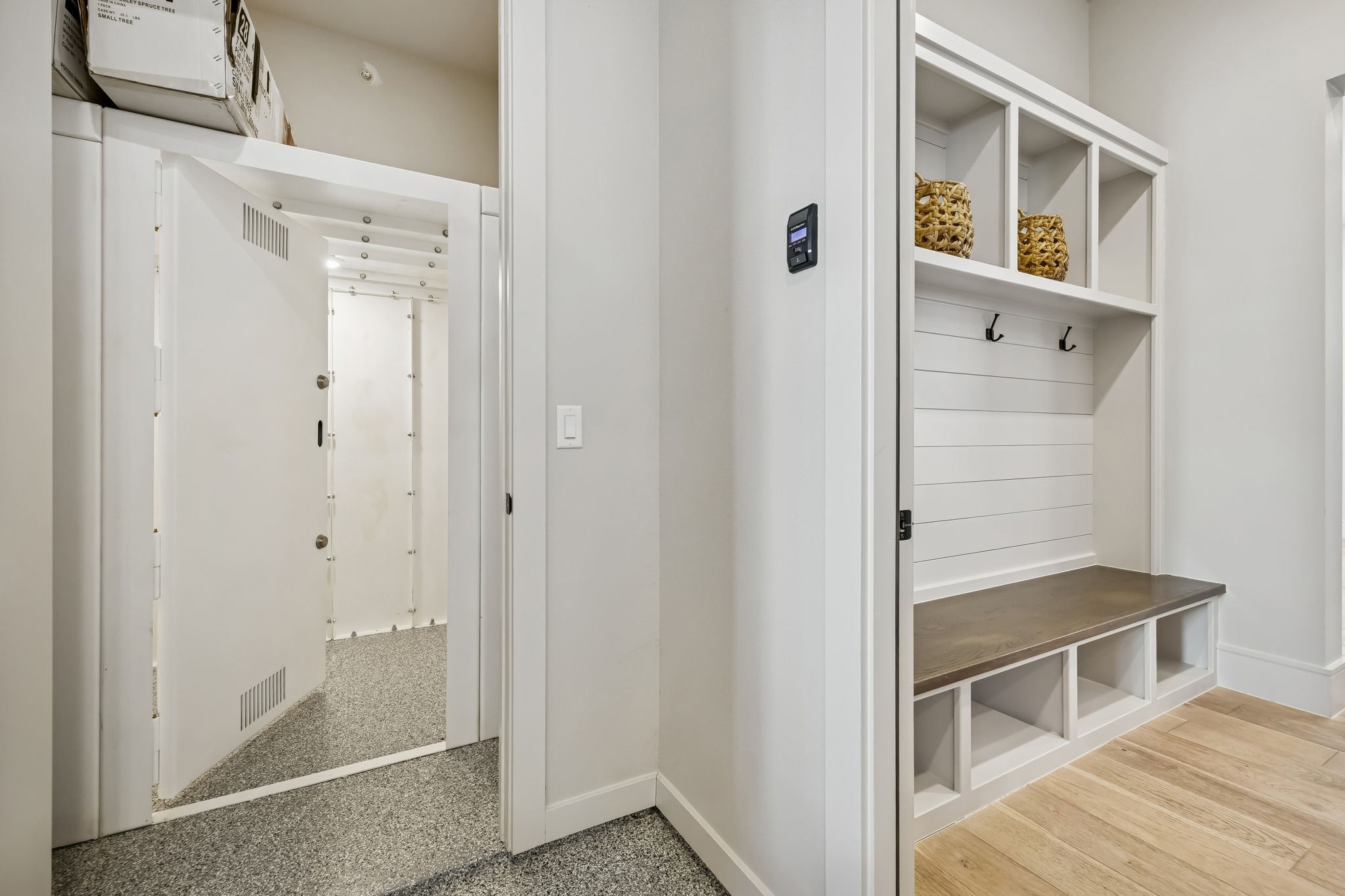 4401 Saddleback Lane