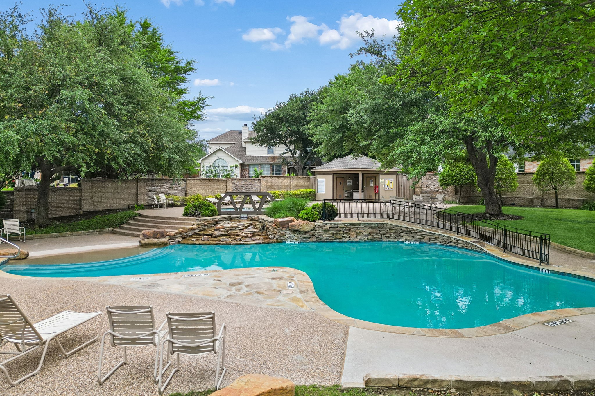305 Fairland Drive
