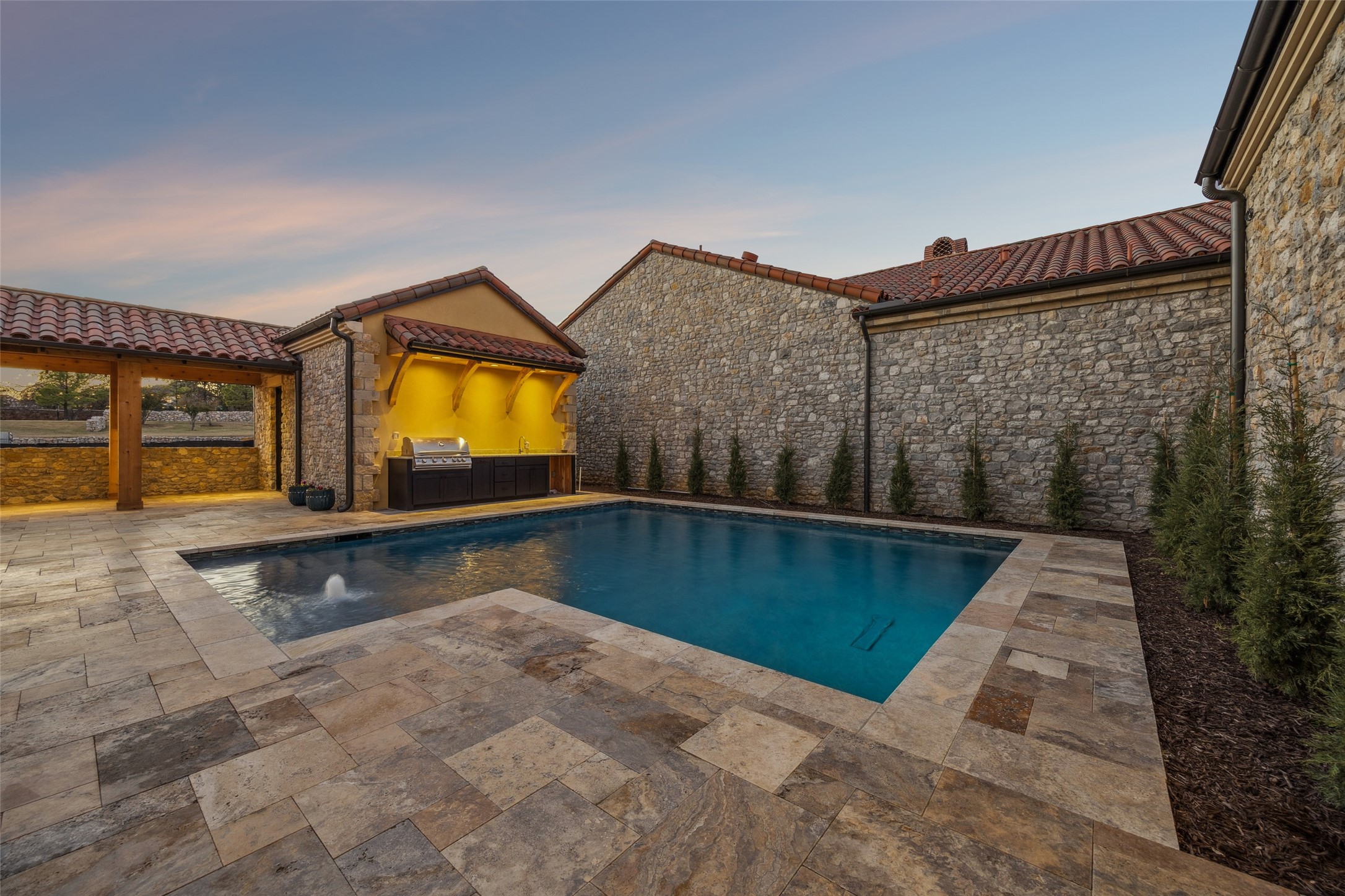 16 Catalonia Drive Westlake TX