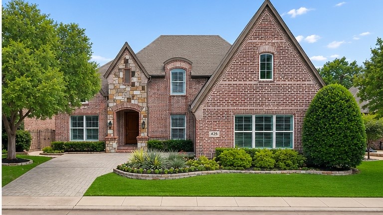 425 Waterford Lane
