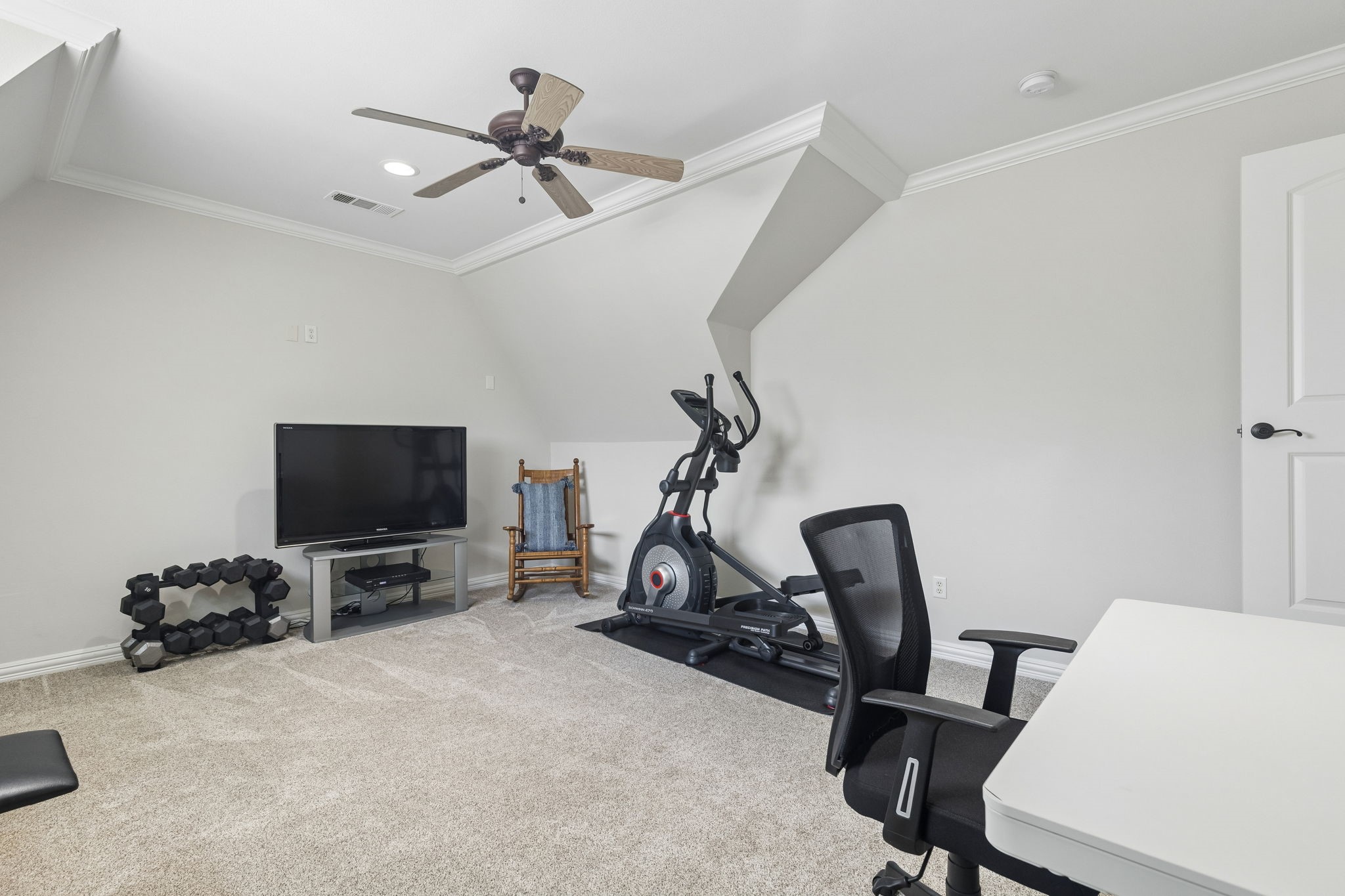 425 Waterford Lane