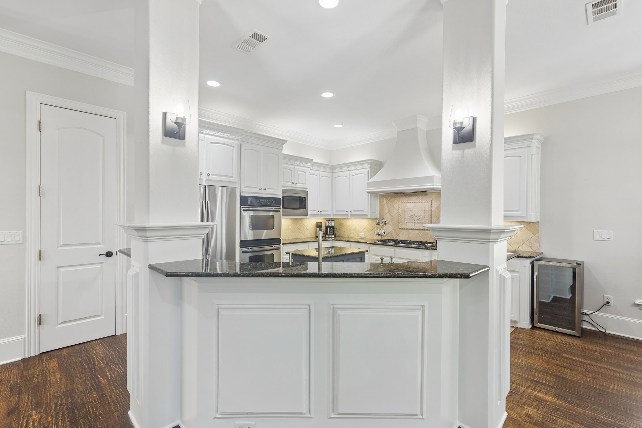 425 Waterford Lane