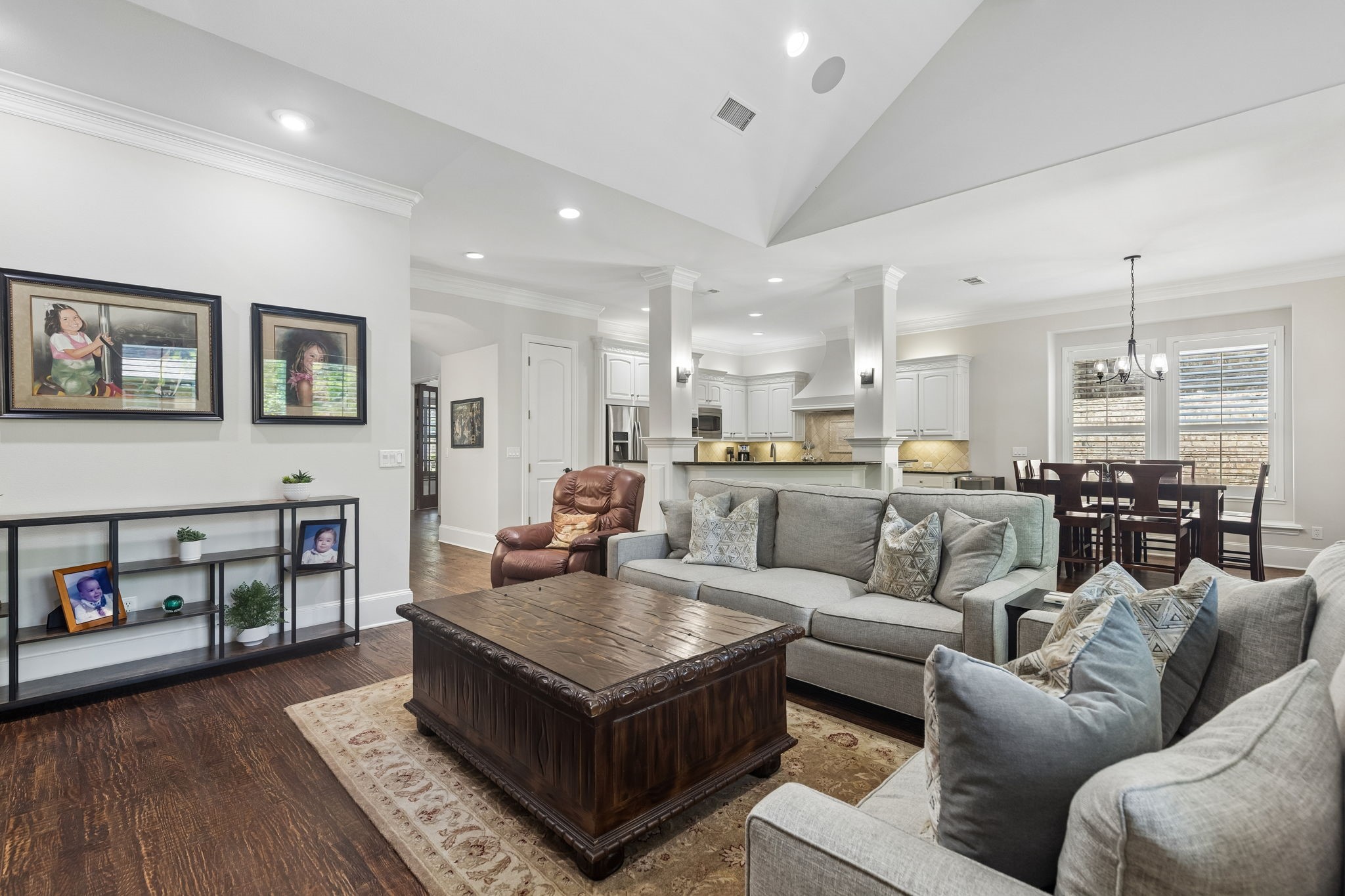 425 Waterford Lane