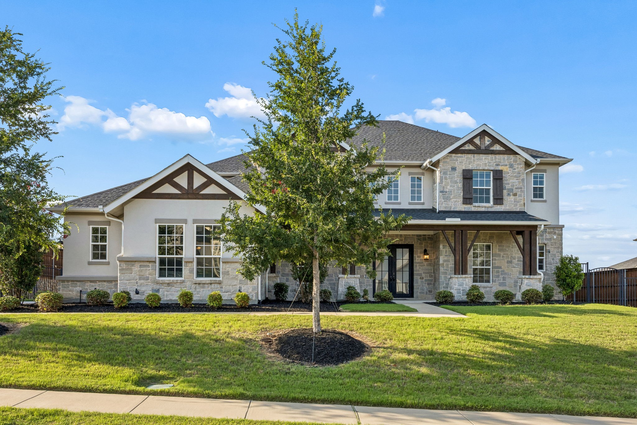 804 Jamestown Lane