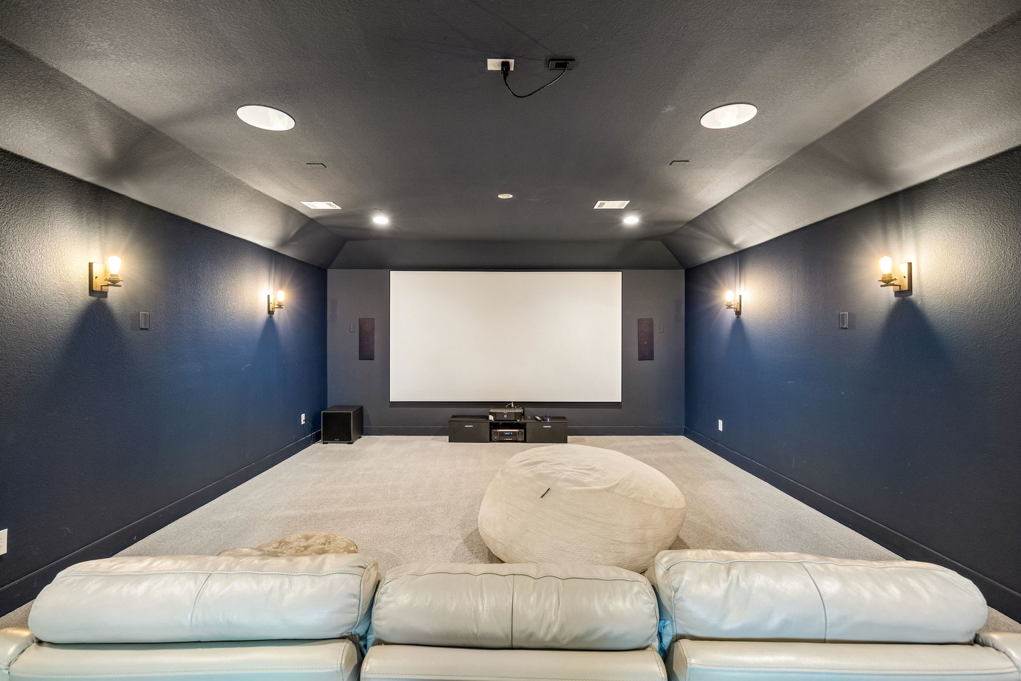 804 Jamestown Lane