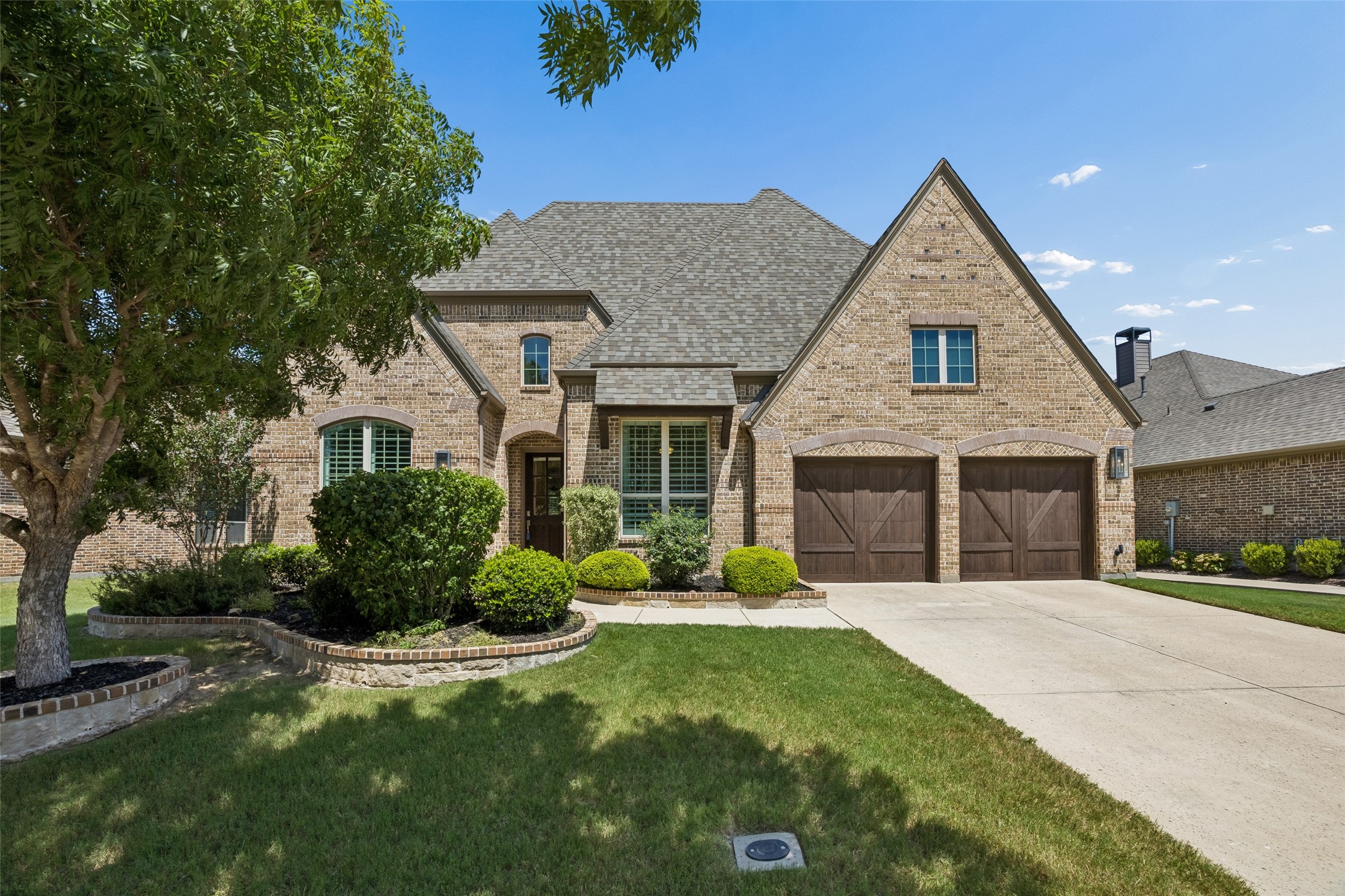 1004 W Bluff Way