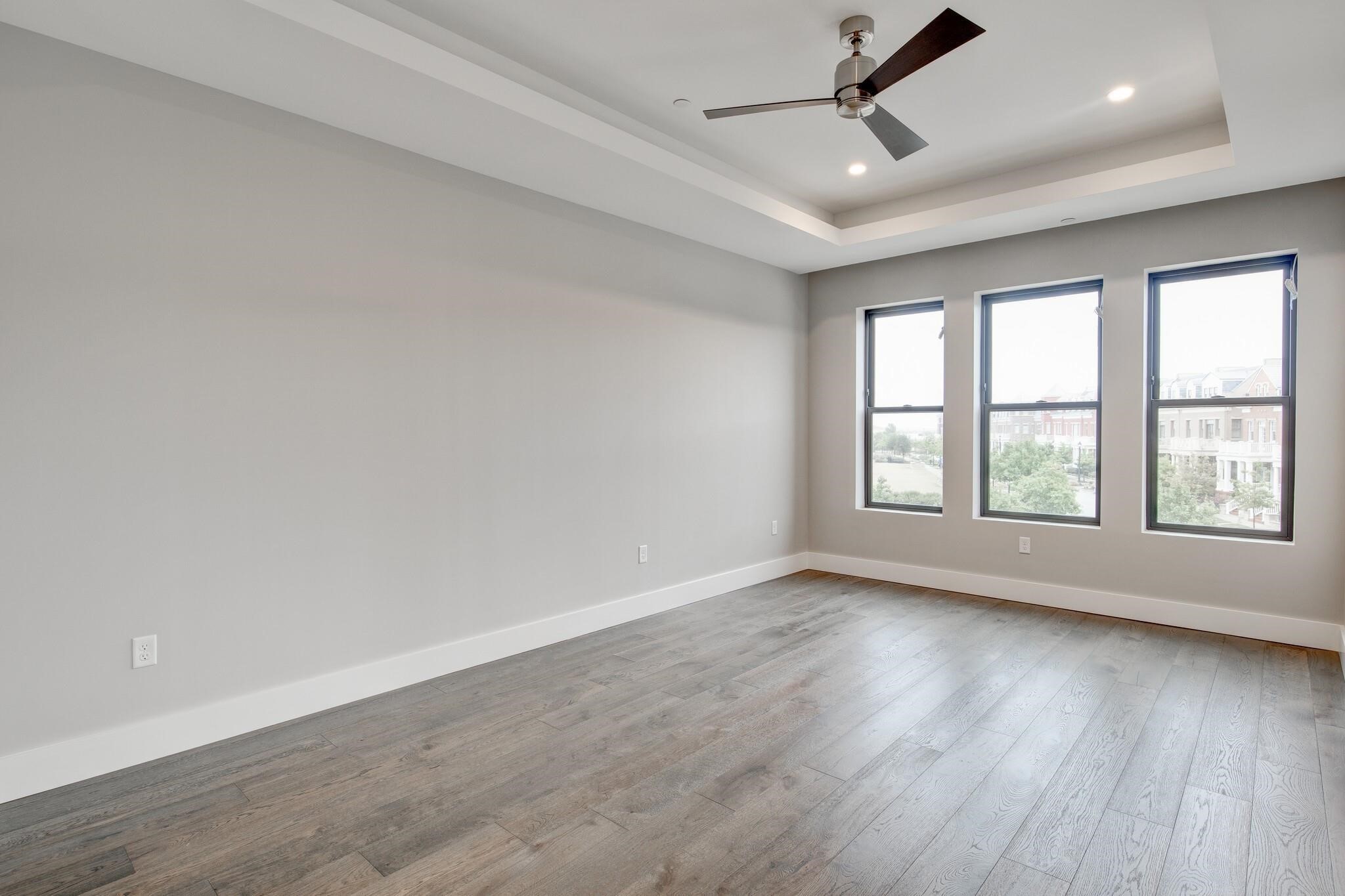350 Central Avenue 307