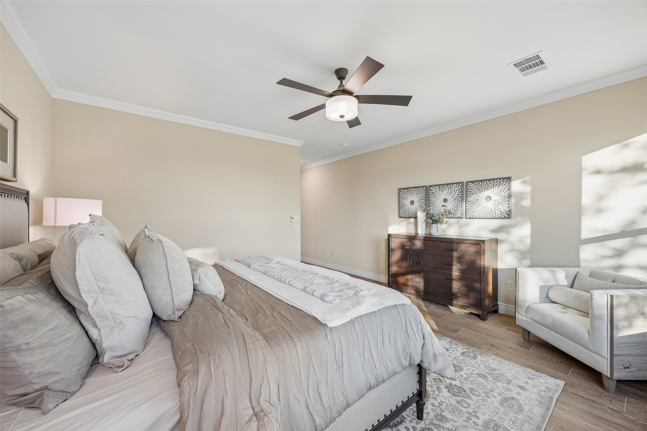 11901 Southerland Drive