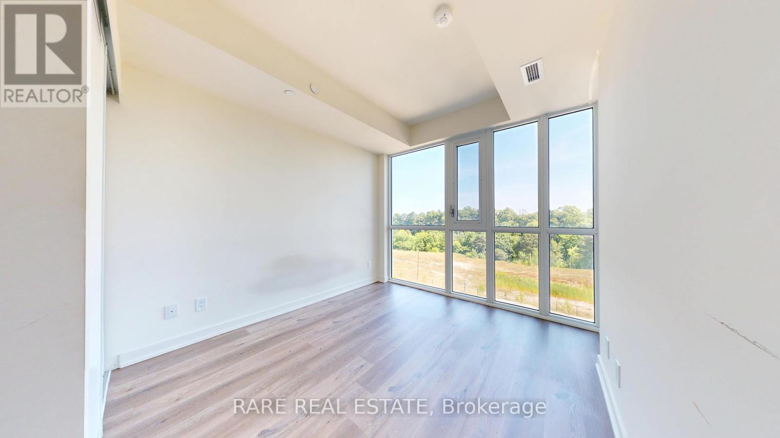612 - 10 DEERLICK COURT