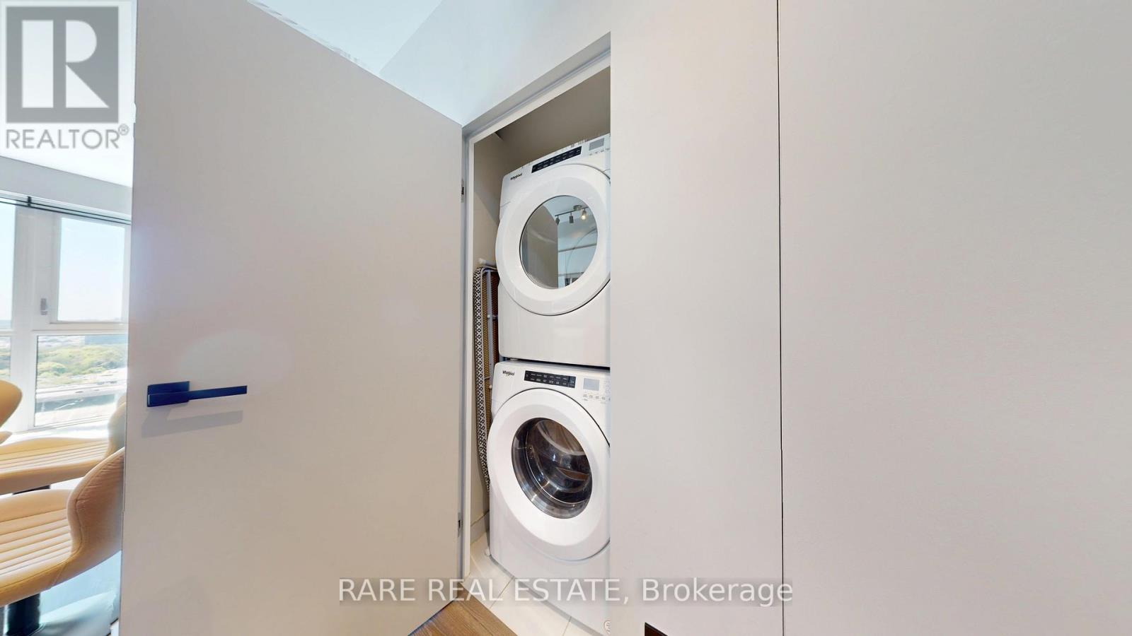 1403 - 10 DEERLICK COURT