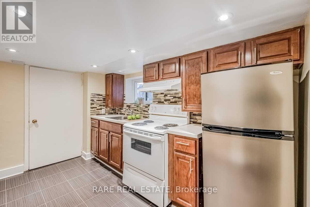 1993 DUFFERIN STREET