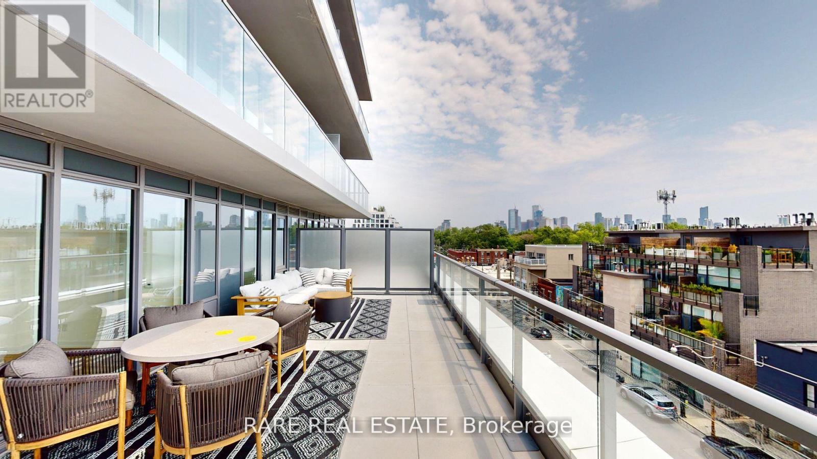 417 - 500 DUPONT STREET