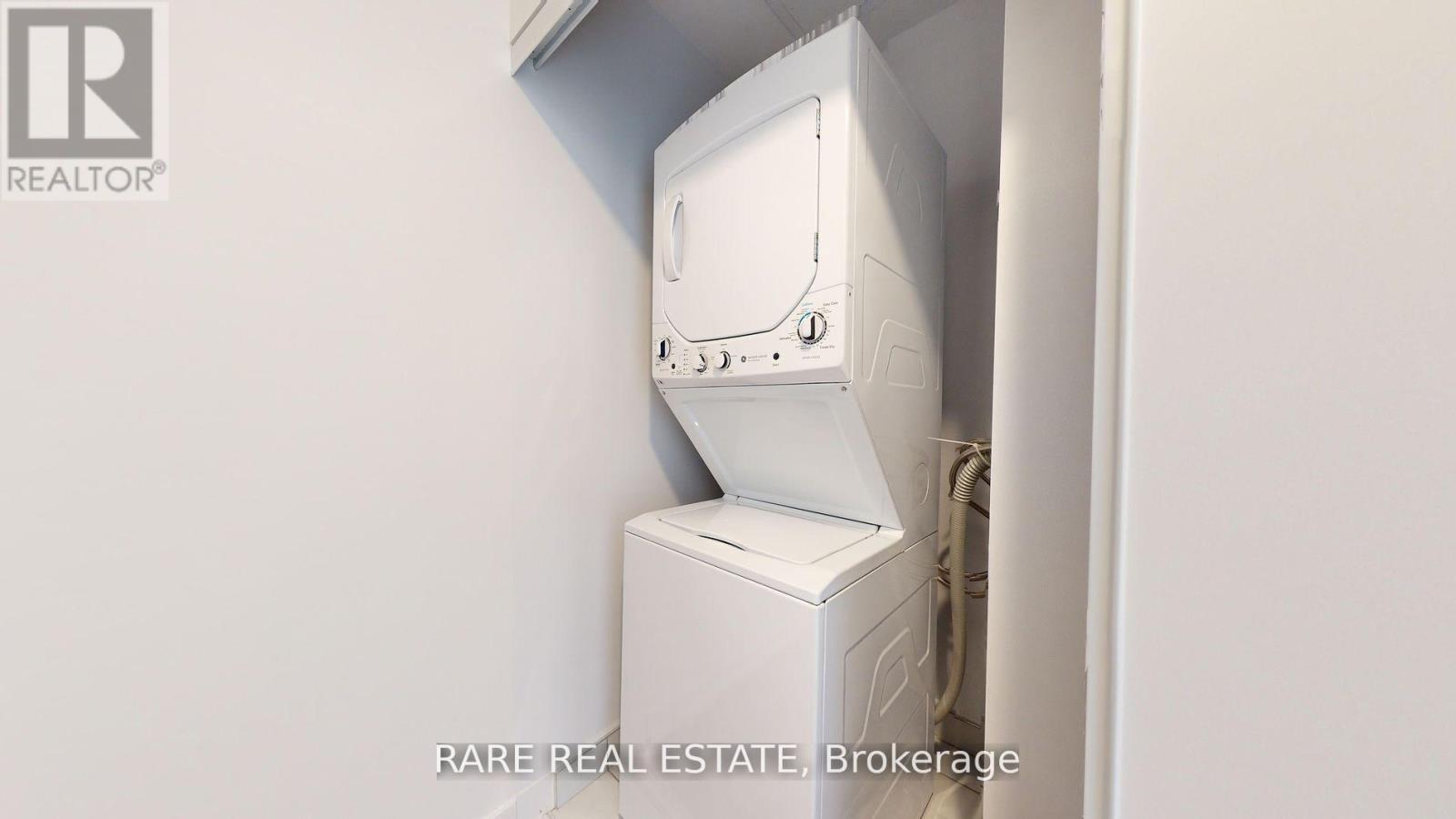 417 - 500 DUPONT STREET