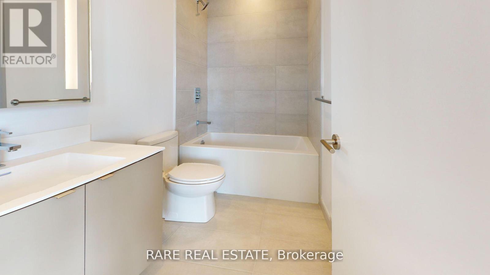 417 - 500 DUPONT STREET