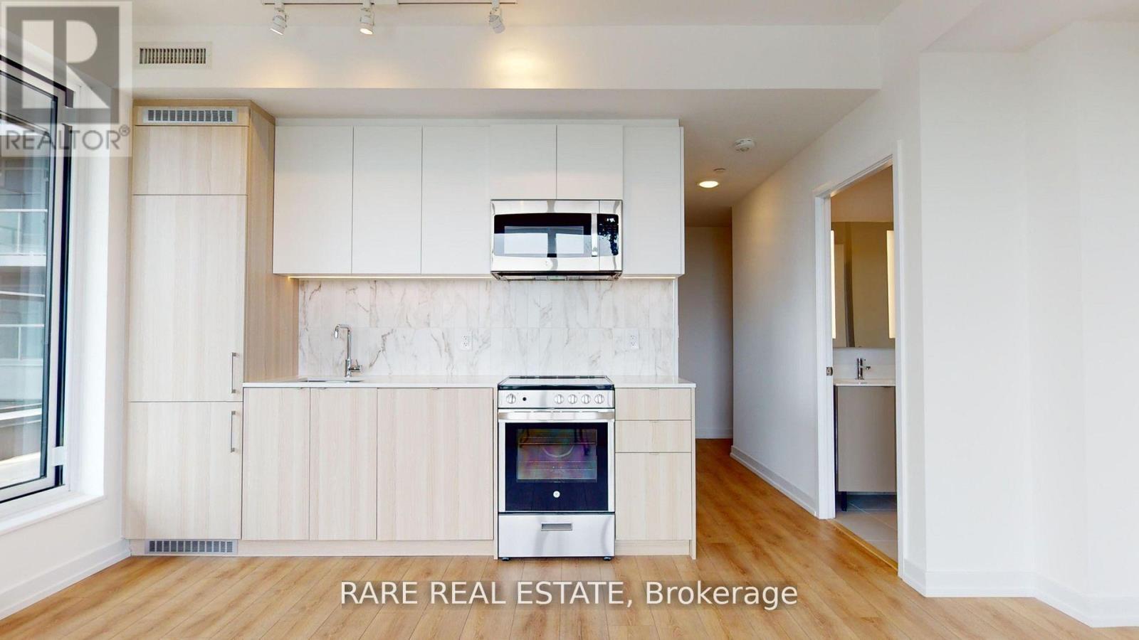 417 - 500 DUPONT STREET