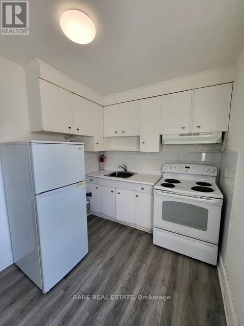 UPPER - 640 CRAWFORD STREET