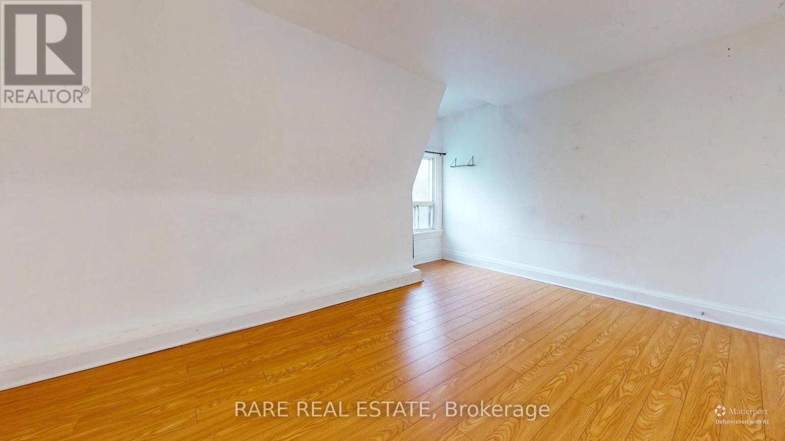 UPPER - 640 CRAWFORD STREET