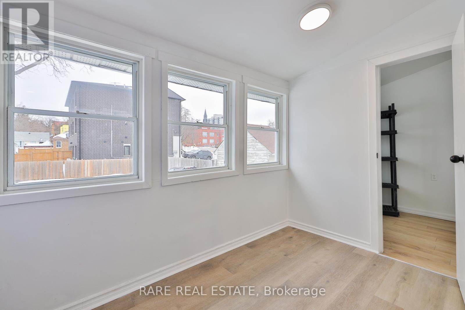 2ND FLOOR - 38 BROCK STREET W