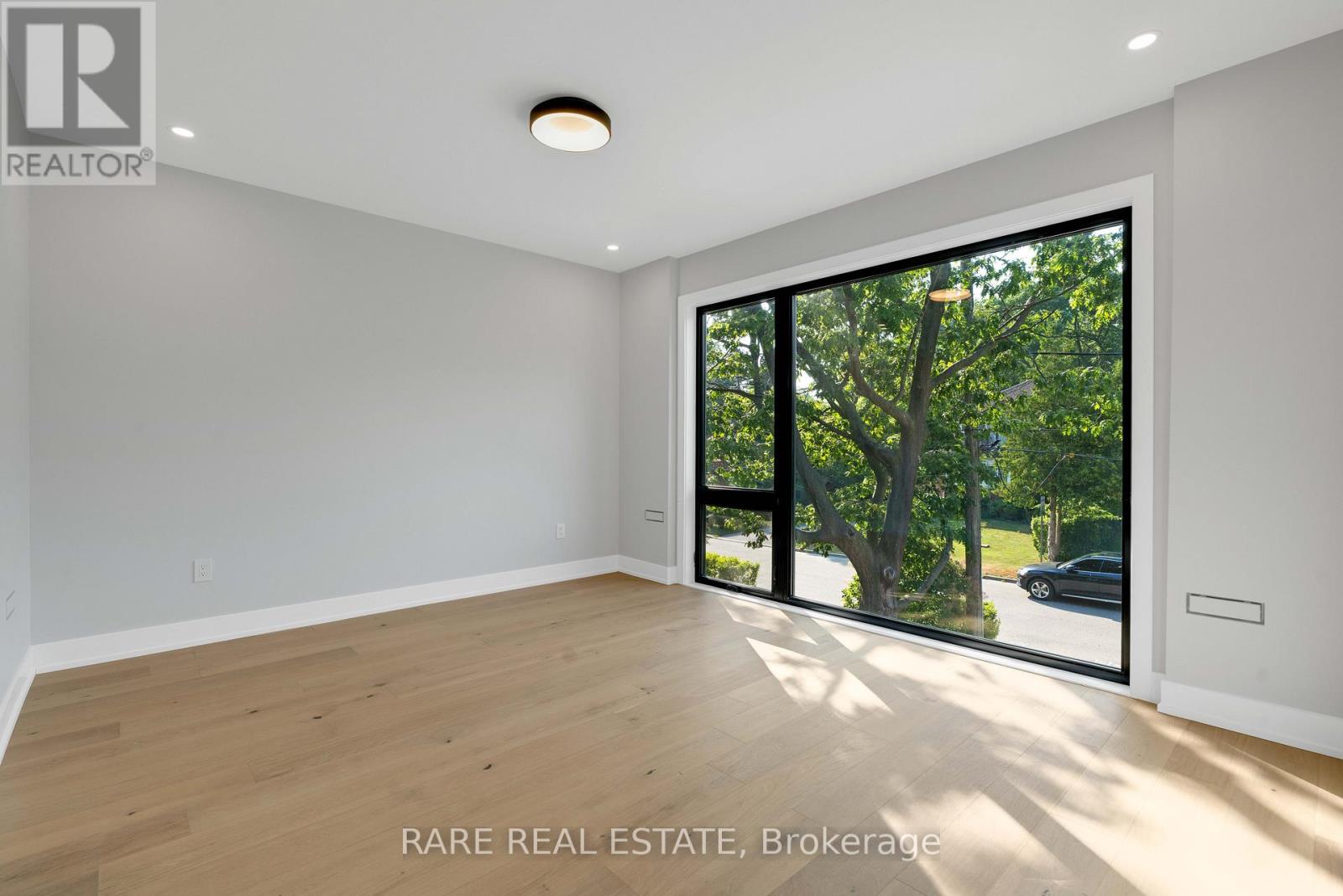 29 CLIFFCREST DRIVE