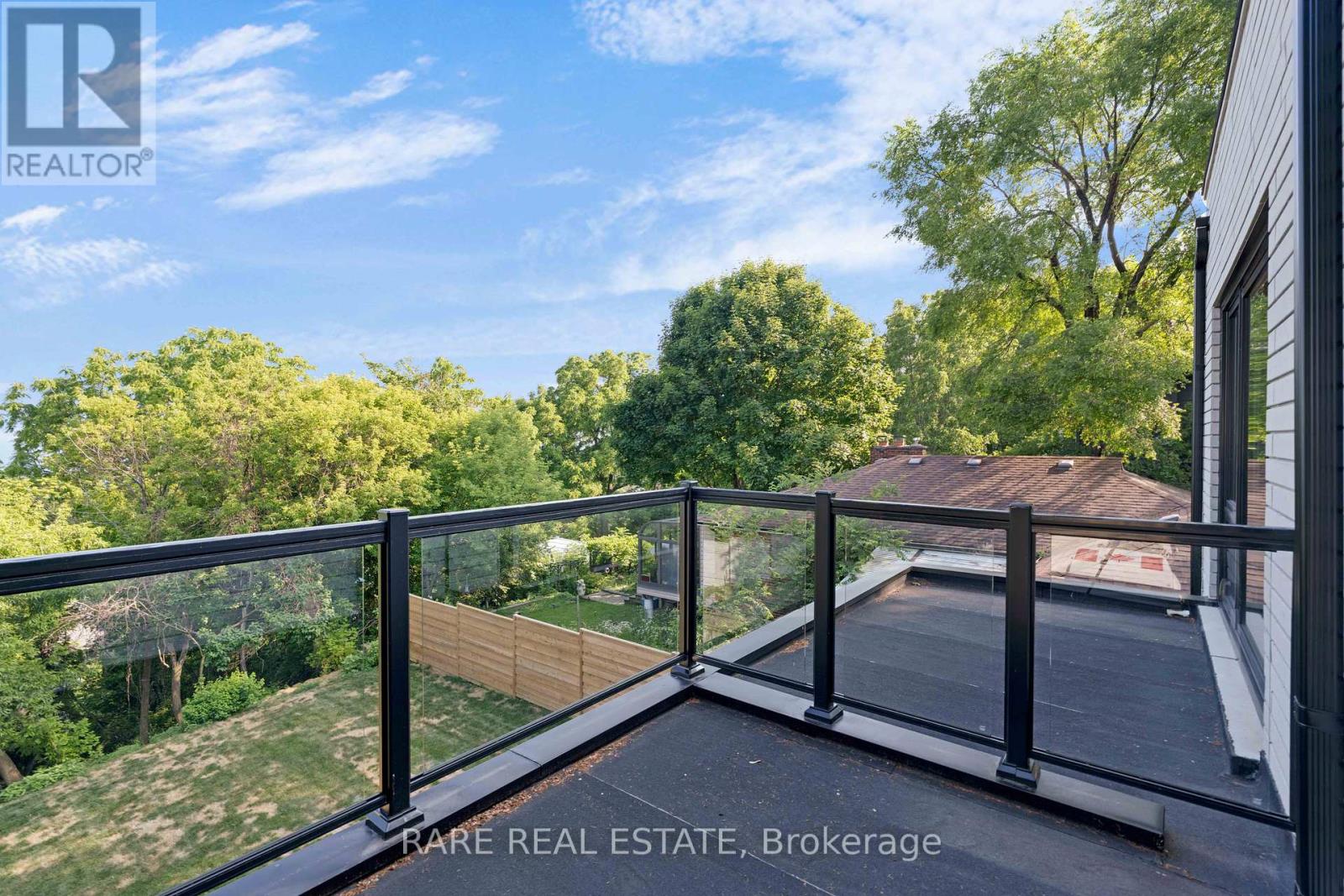 29 CLIFFCREST DRIVE