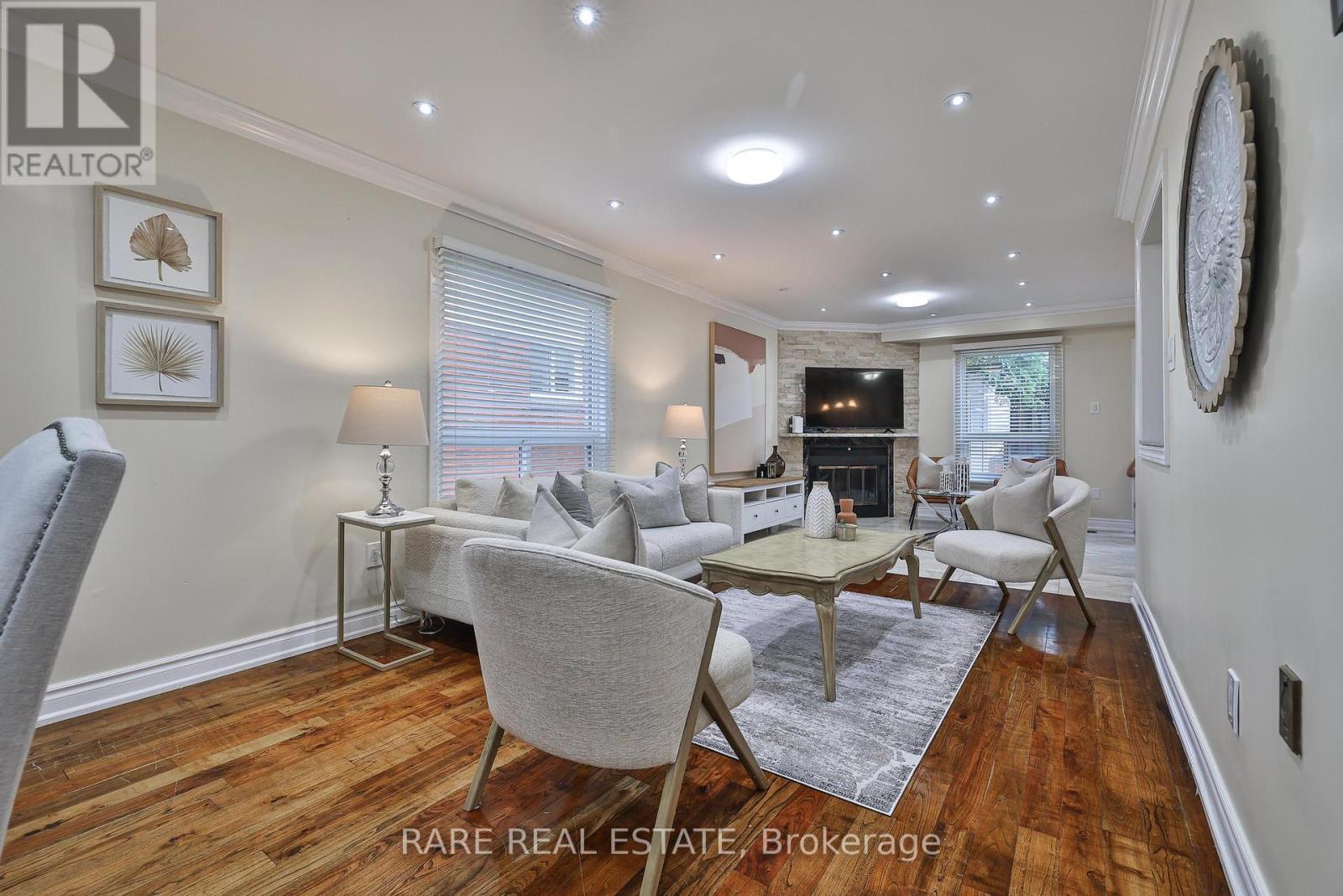 3576 CHERRINGTON CRESCENT