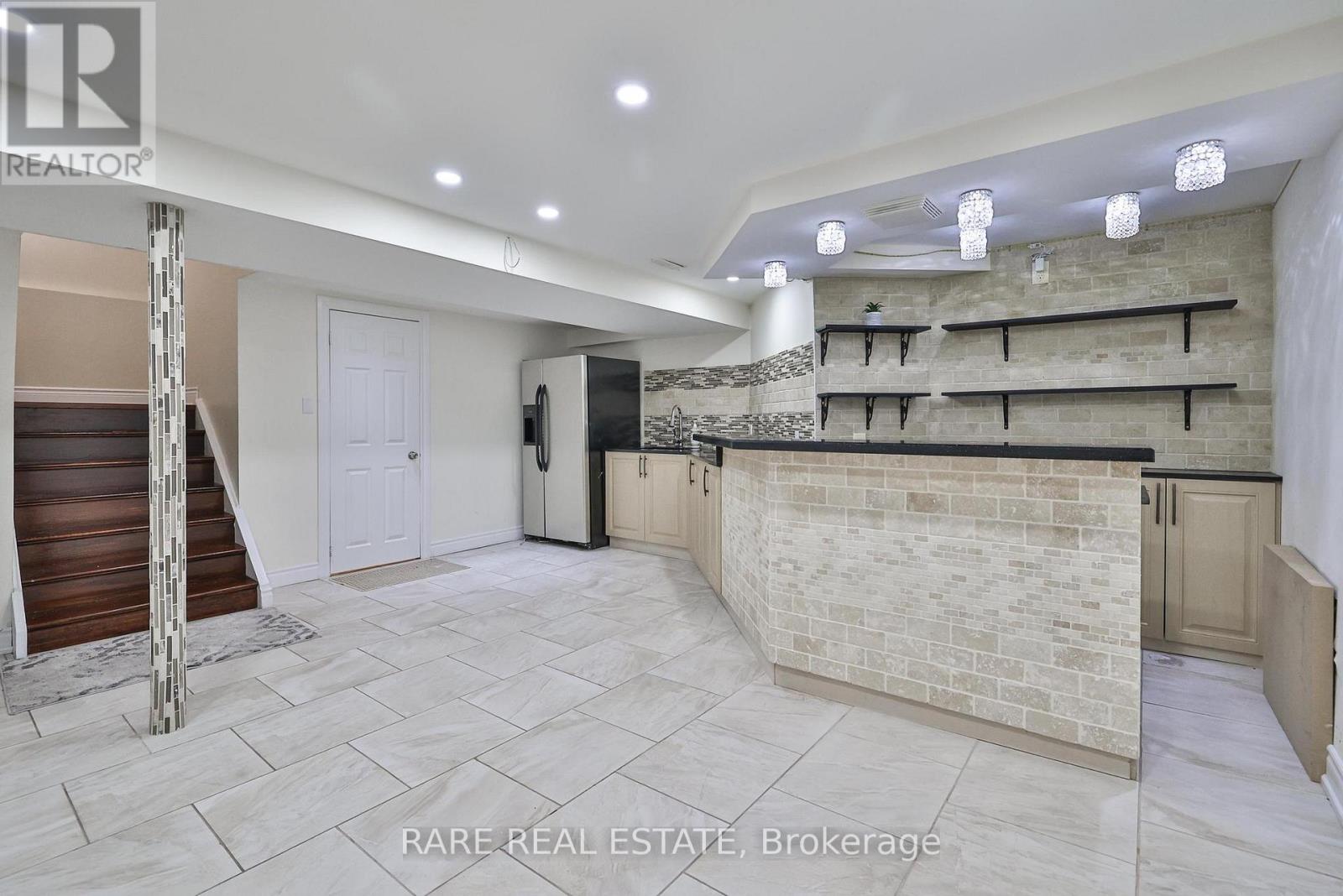 3576 CHERRINGTON CRESCENT