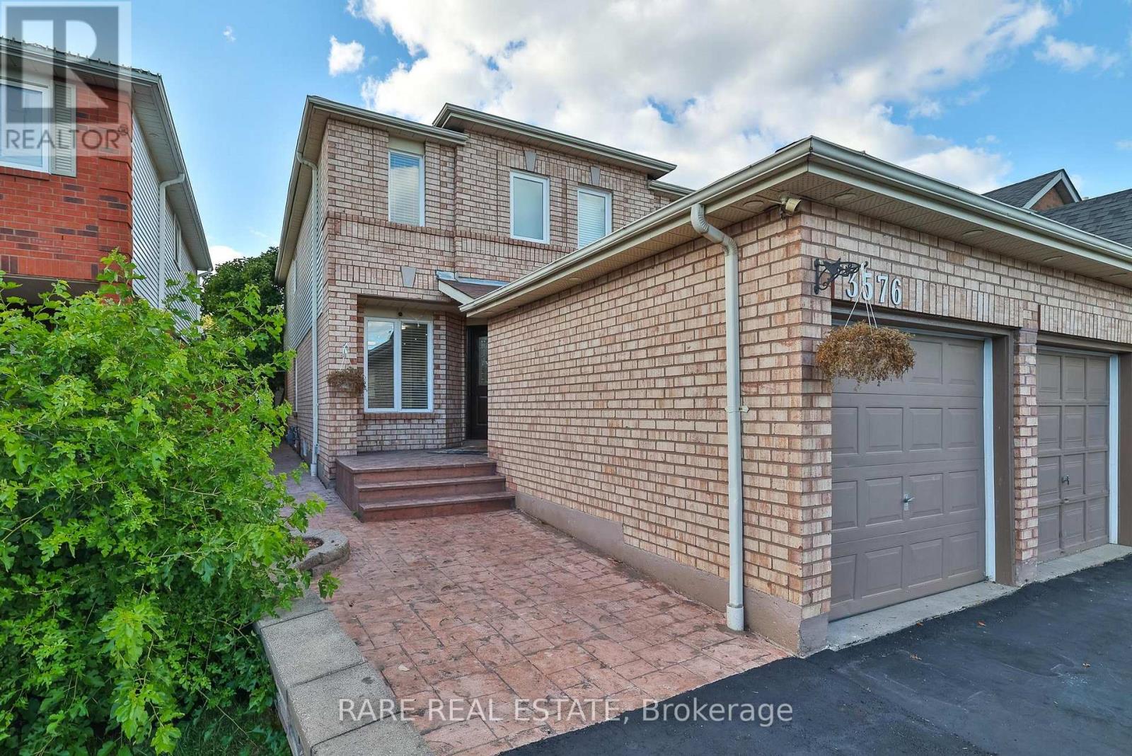 3576 CHERRINGTON CRESCENT