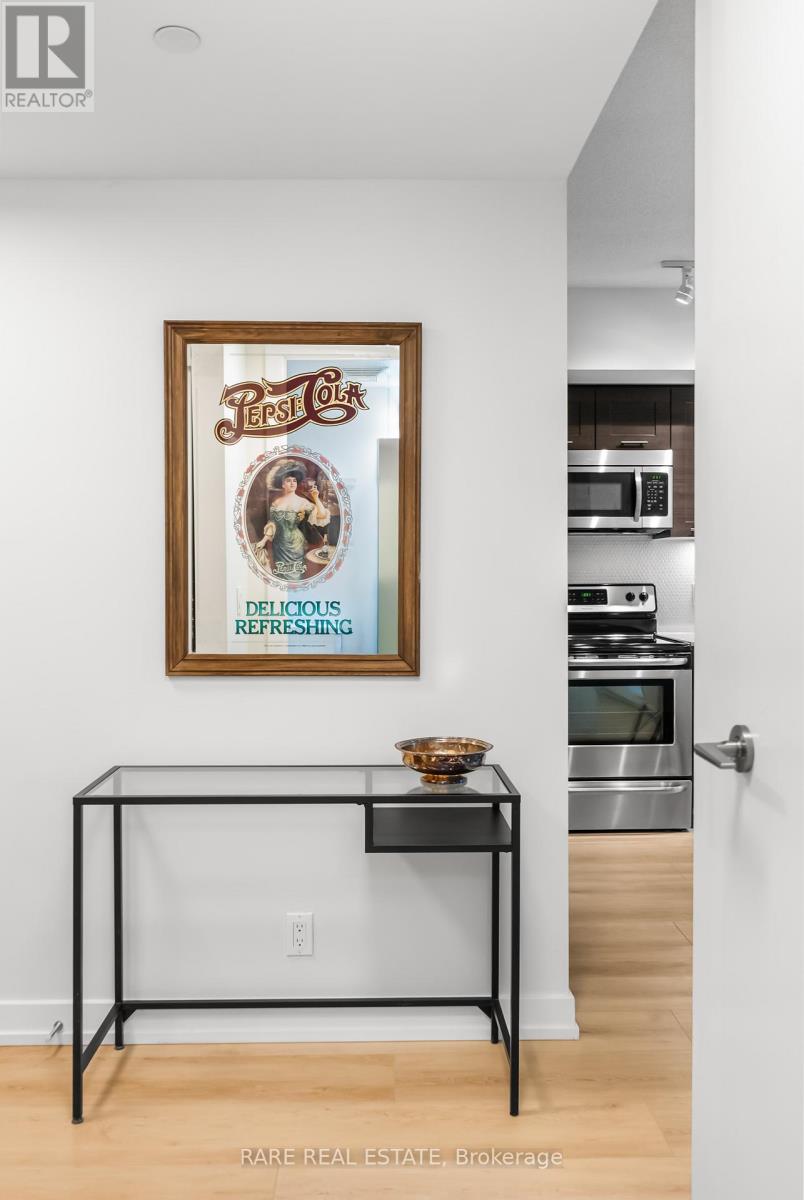 301 - 2220 LAKE SHORE BOULEVARD W