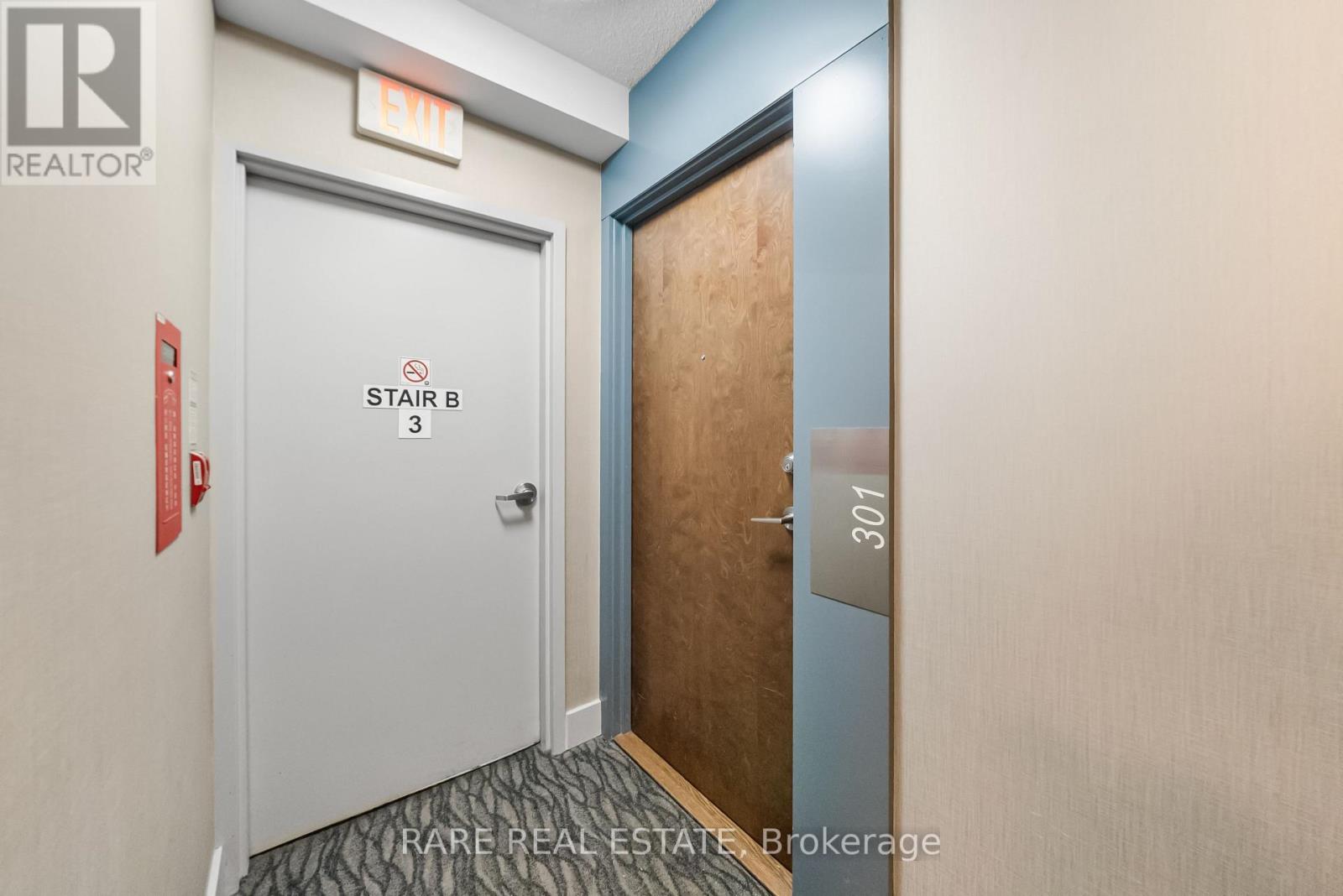 301 - 2220 LAKE SHORE BOULEVARD W