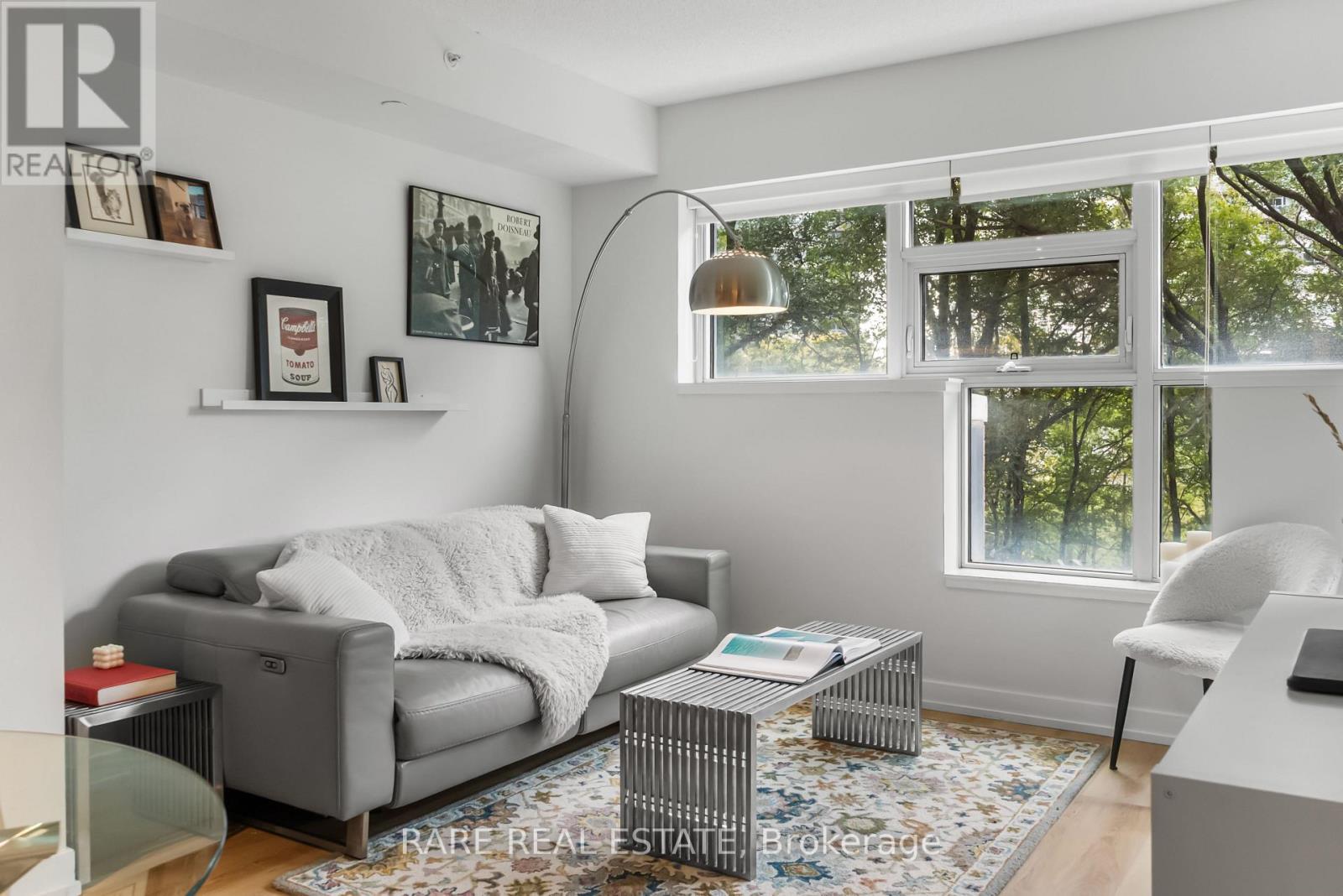 301 - 2220 LAKE SHORE BOULEVARD W