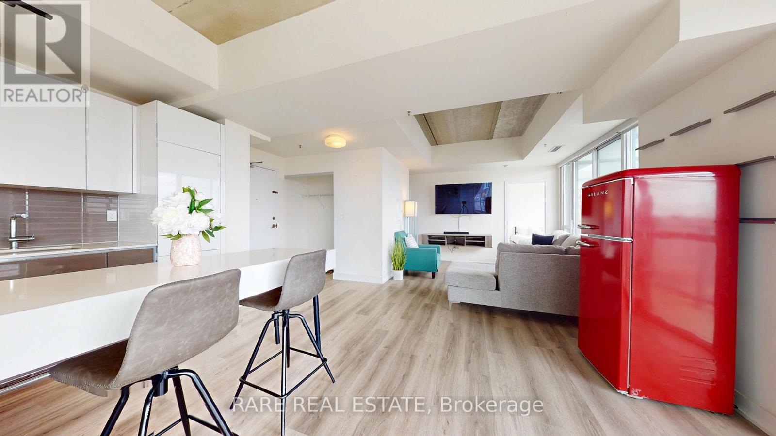 501 - 51 LADY BANK ROAD