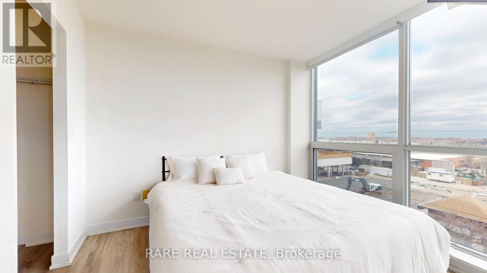 501 - 51 LADY BANK ROAD