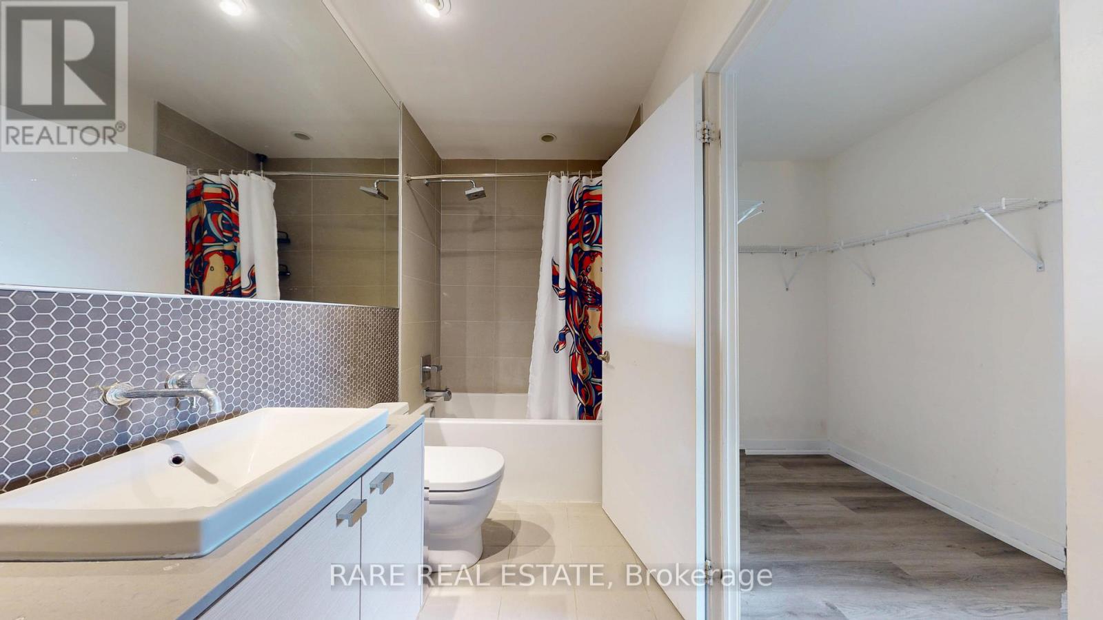 501 - 51 LADY BANK ROAD