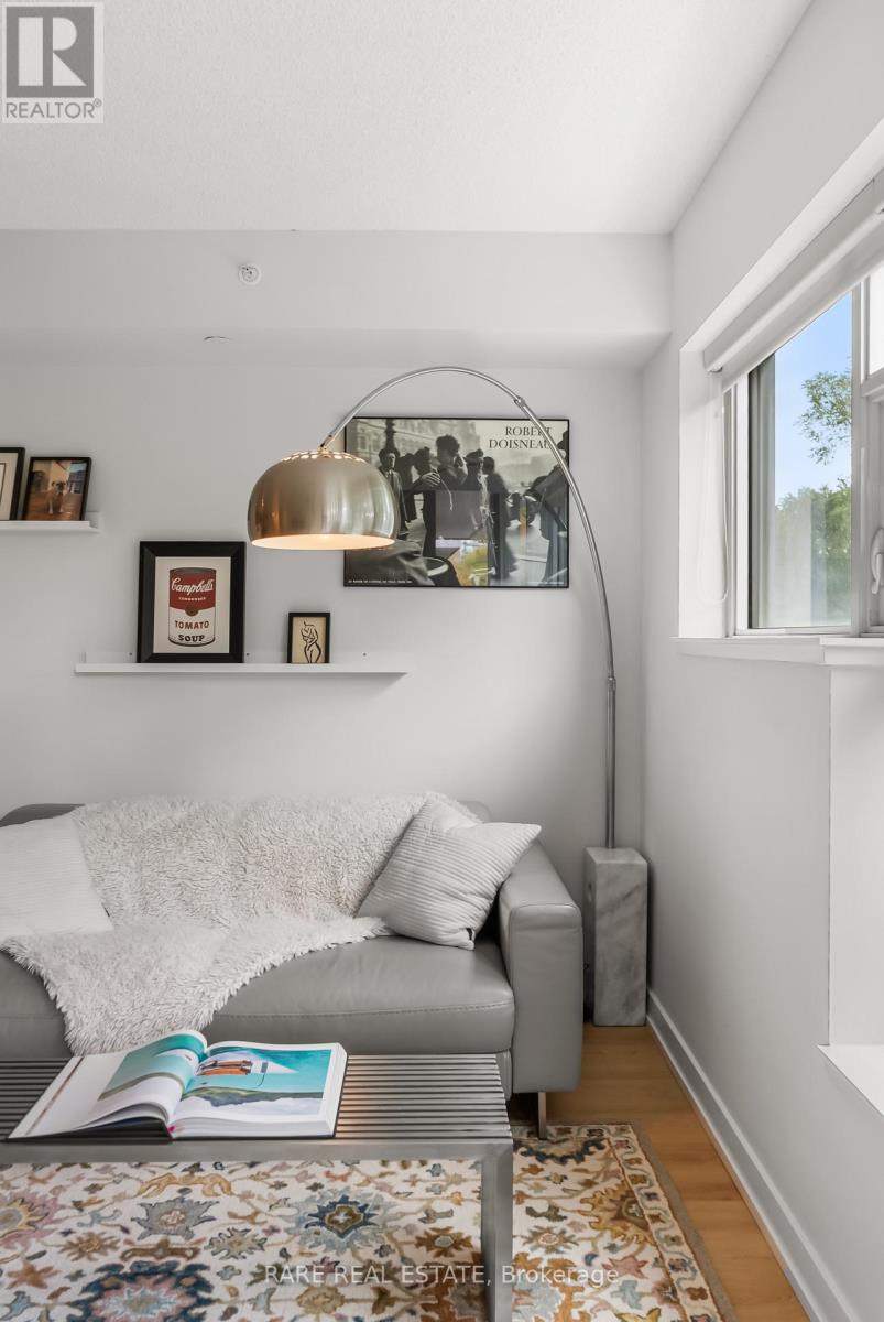 301 - 2220 LAKE SHORE BOULEVARD W