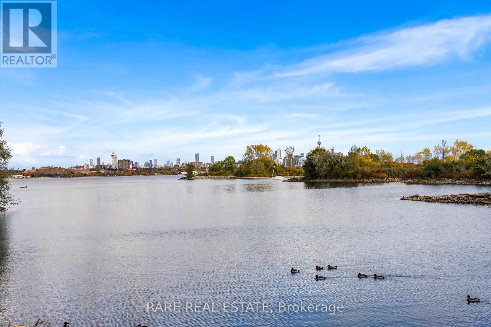 301 - 2220 LAKE SHORE BOULEVARD W