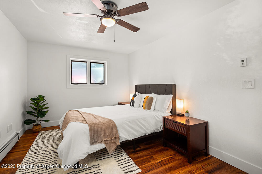 415 Park Circle, 5