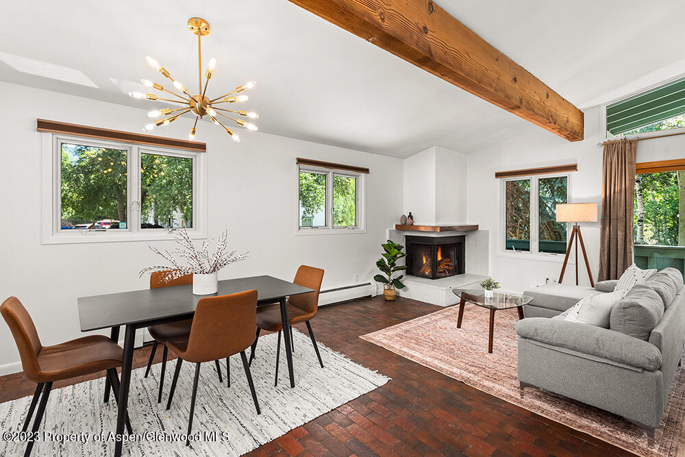415 Park Circle, 5
