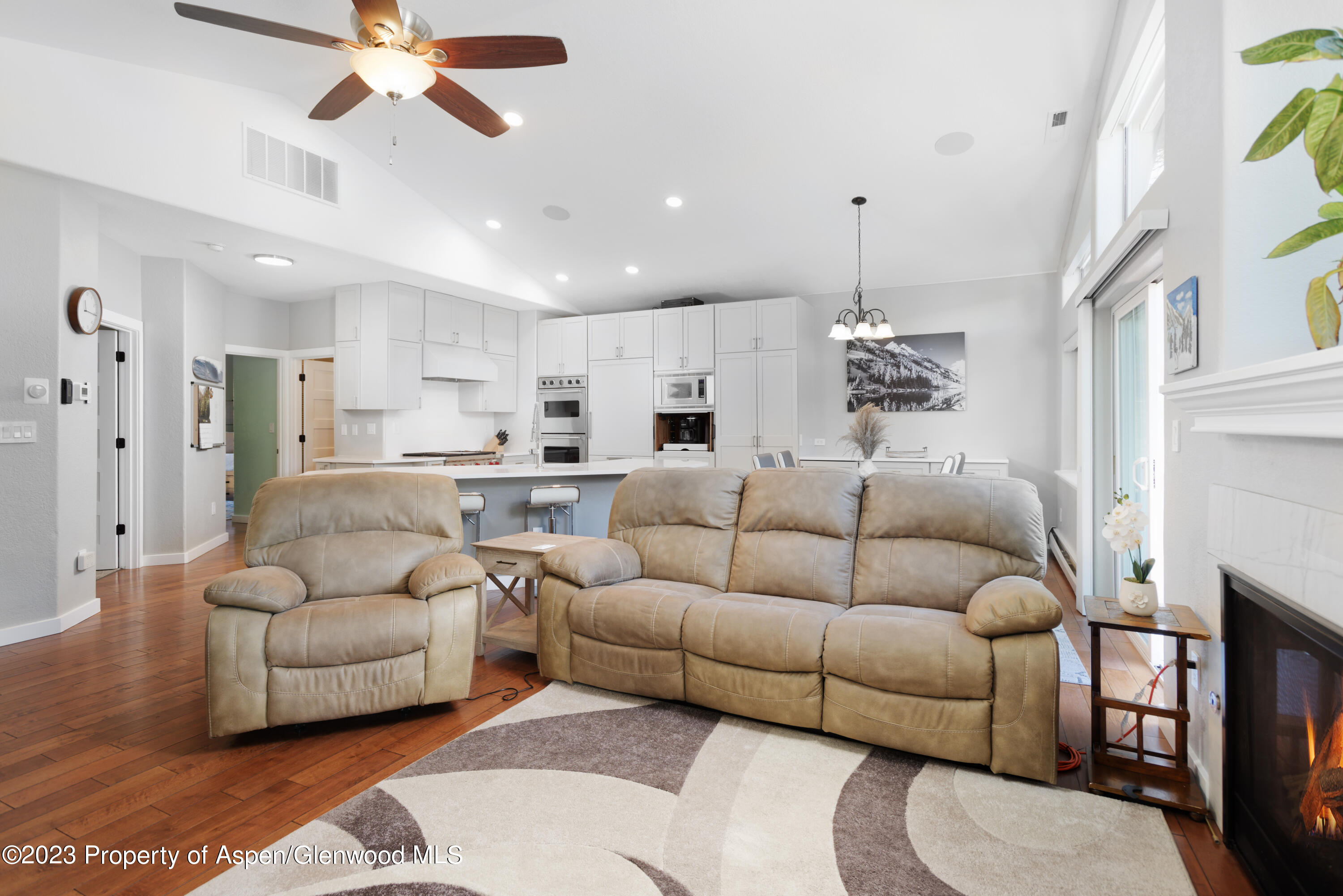 3 Pine Ridge Road