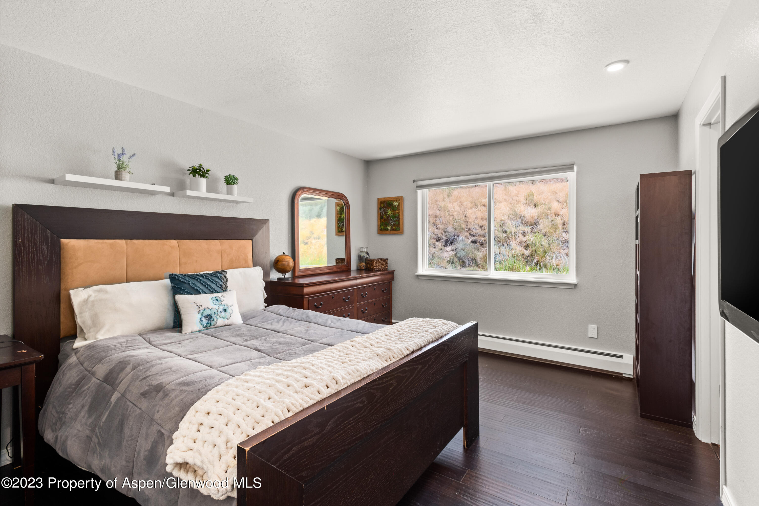 3 Pine Ridge Road